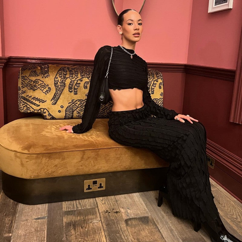 Women Fall Solid Round Neck Long Sleeve Crop Top and Skirt Two-Piece Set 3