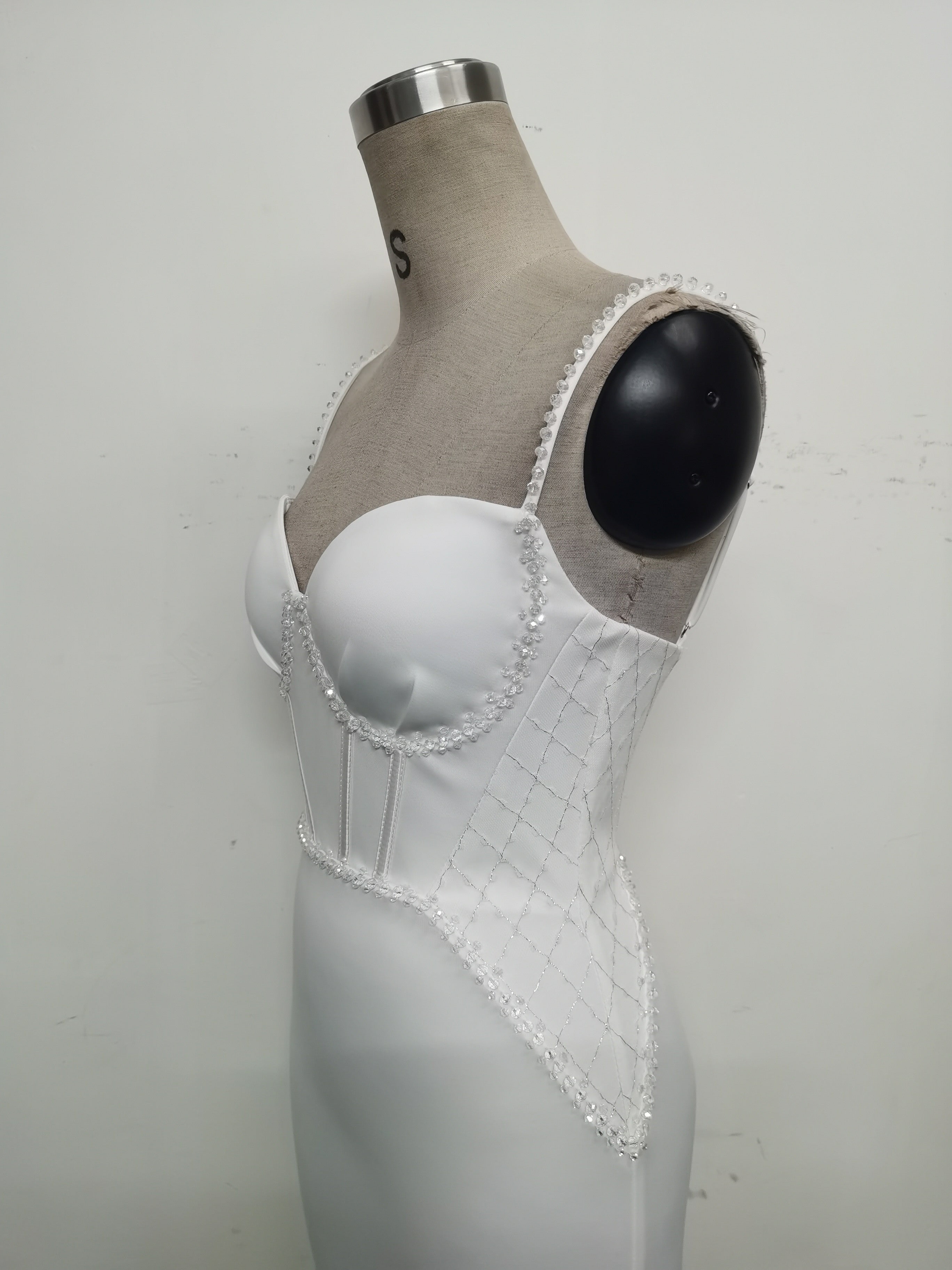 Women Strappy Heart-Shaped Lace Grid Embroidery Beaded Fishbone Formal Party Evening Dress 37