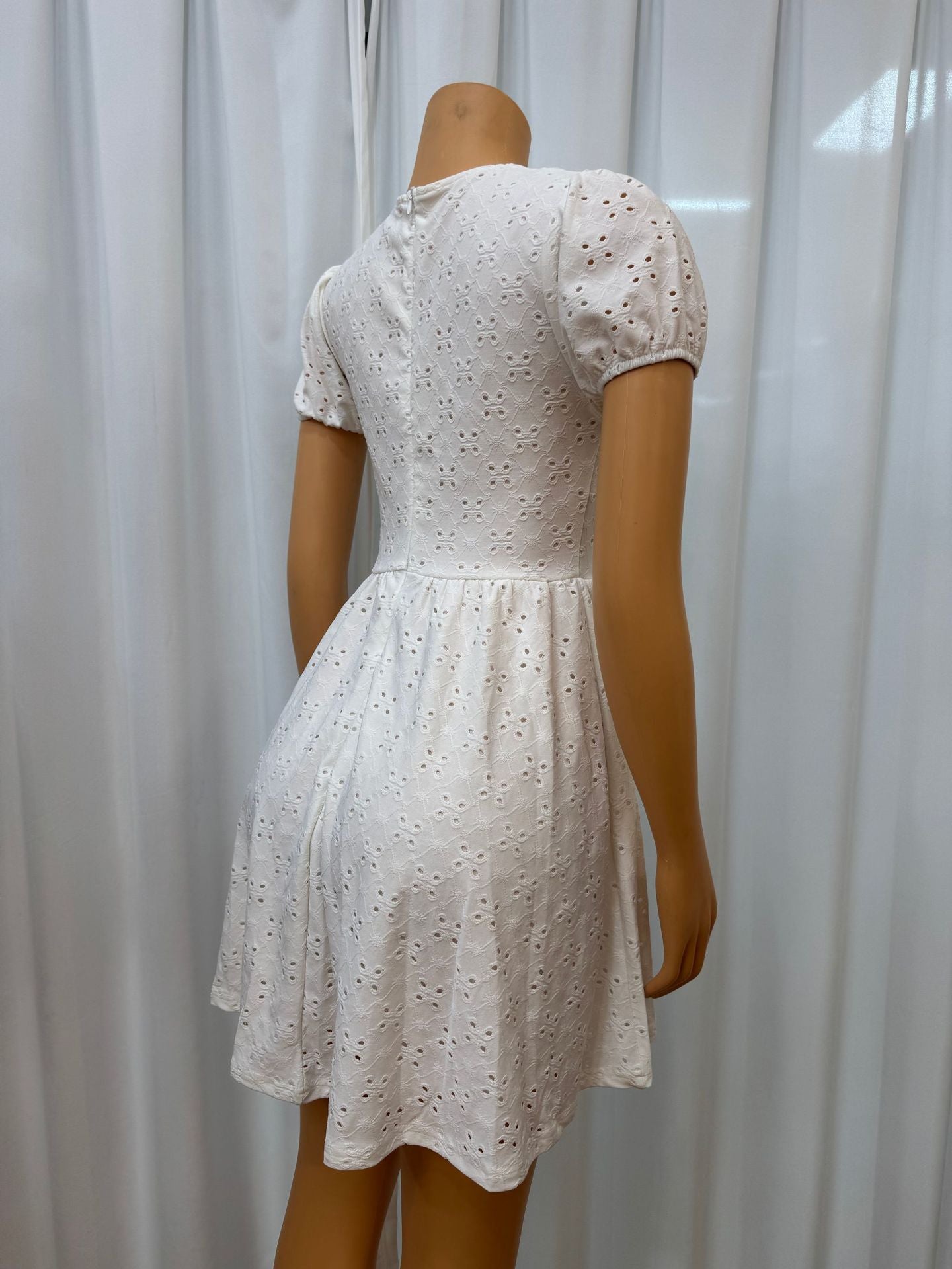 Women's clothing sexy hollow Lace-Up Slim Waist V-neck short-sleeved solid color dress 6