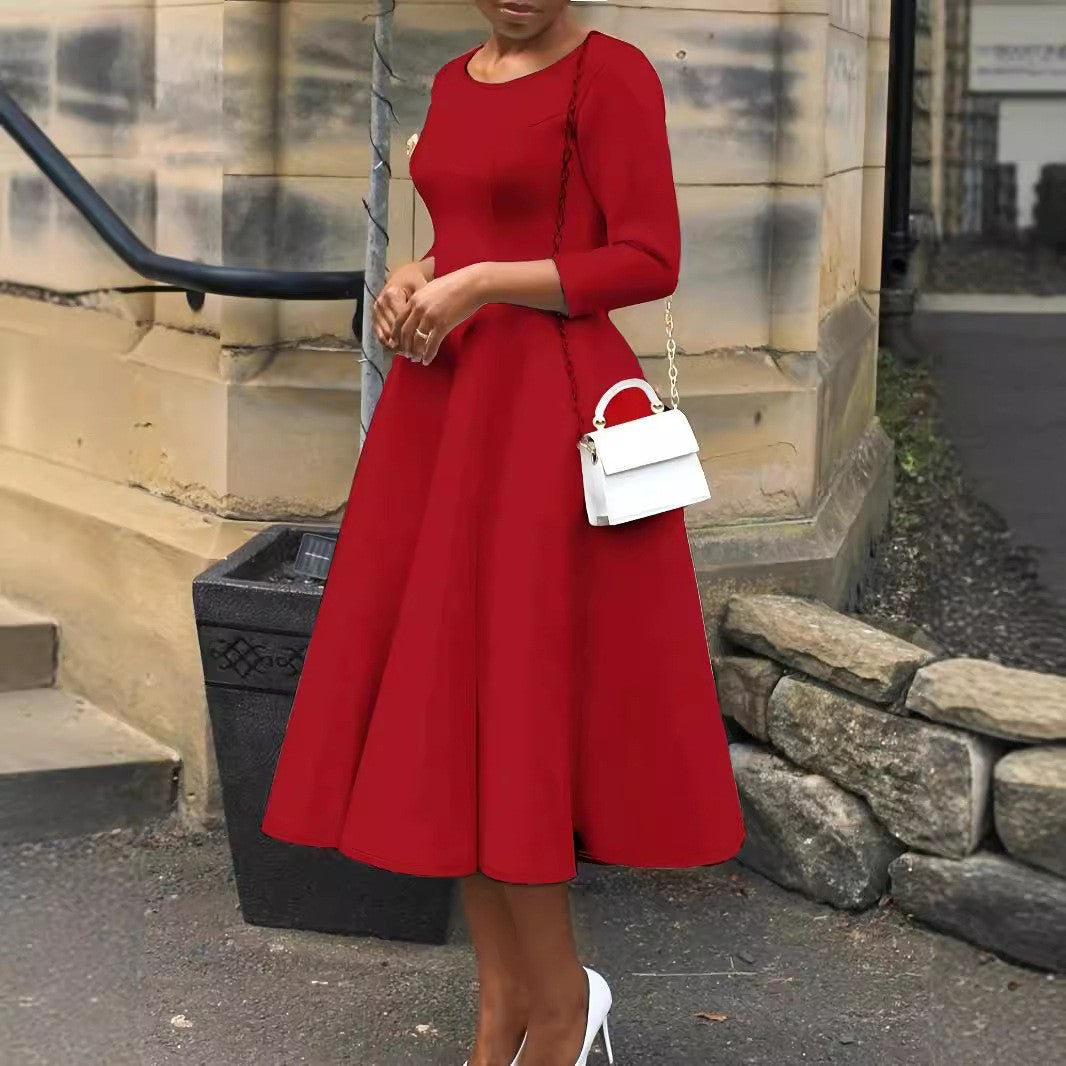 Plus size Women three-quarter sleeve round neck dress