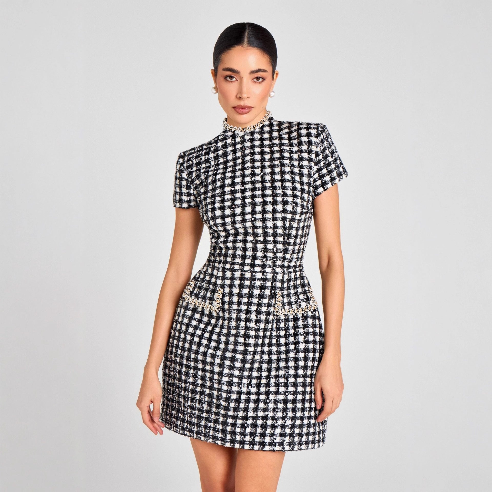 Women's Chic Slim Fit Round Neck Beaded Plaid Mini Dress 4