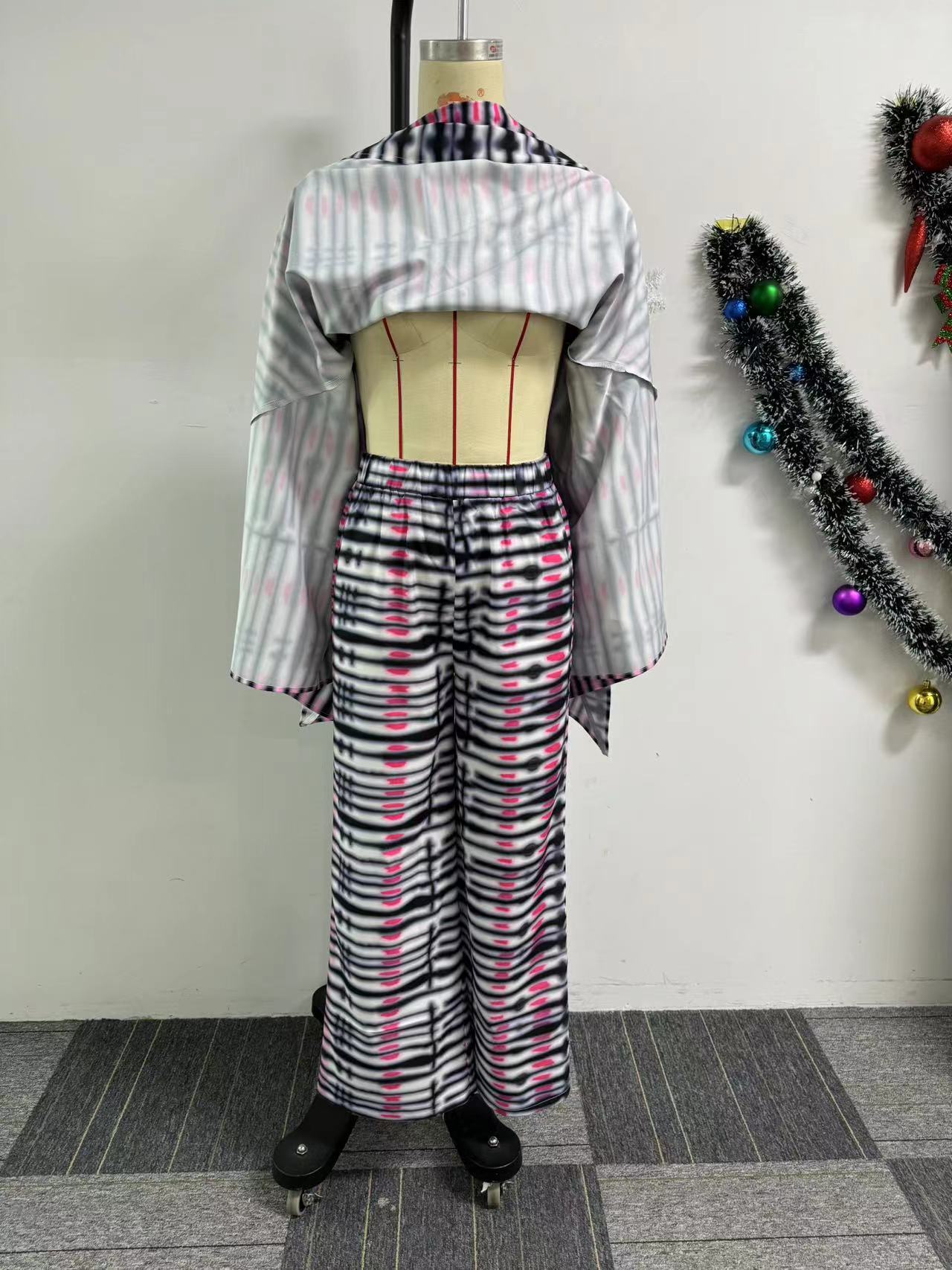 Women printed irregular Top and wide-leg Pant two-piece set 8