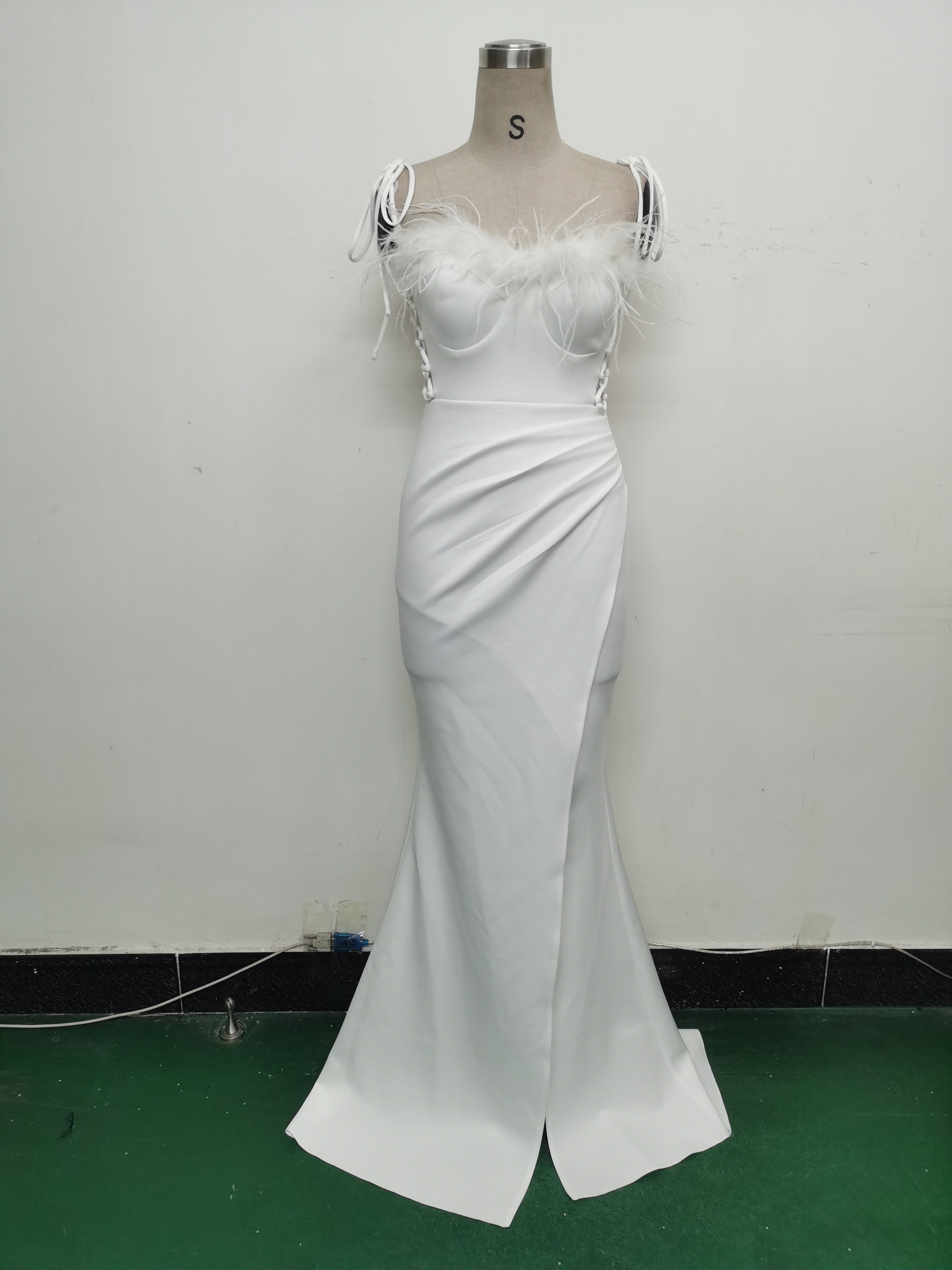 Feather Strap Slim Waist Solid Color Slit Evening Dress 20