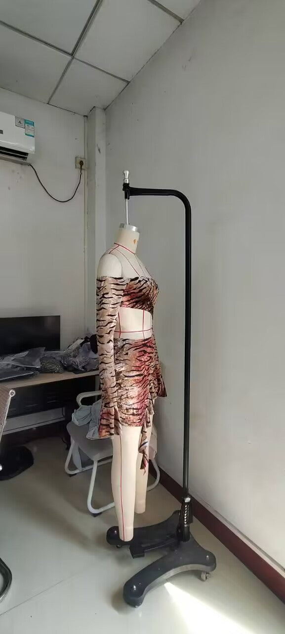 Women Sexy Off Shoulder Hollow Out Design Off Shoulder Leopard Print Long Sleeve Dress 6