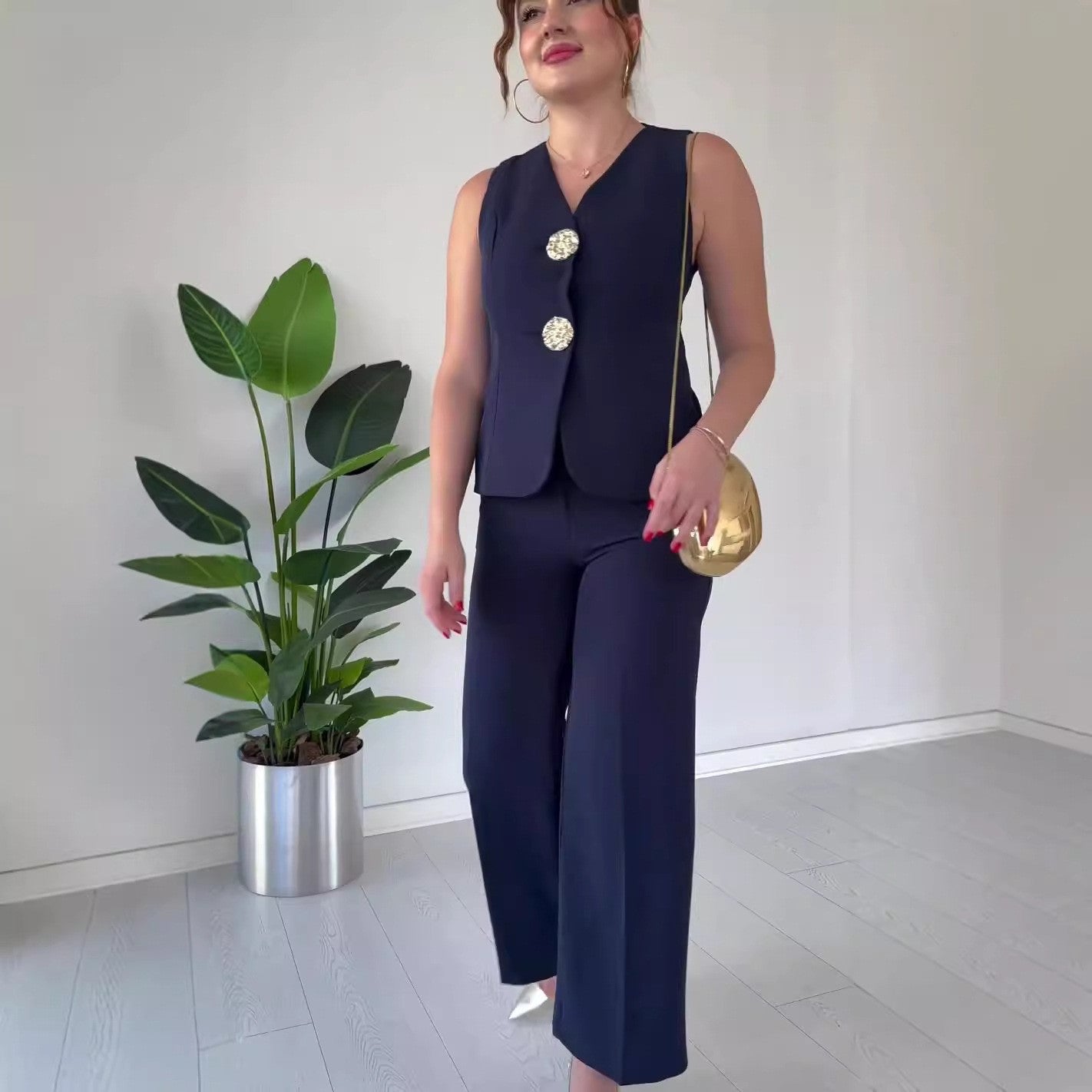 Women Solid V-Neck Sleeveless Vest and wide-leg pants two-piece set 13