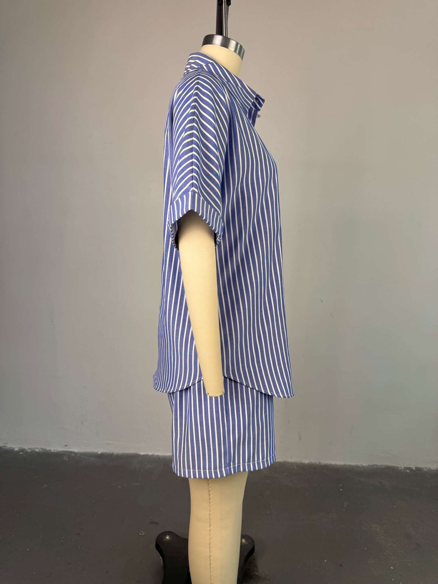 Women Summer Blue and White Striped Shirt Wide Leg Shorts Two Piece Set 7