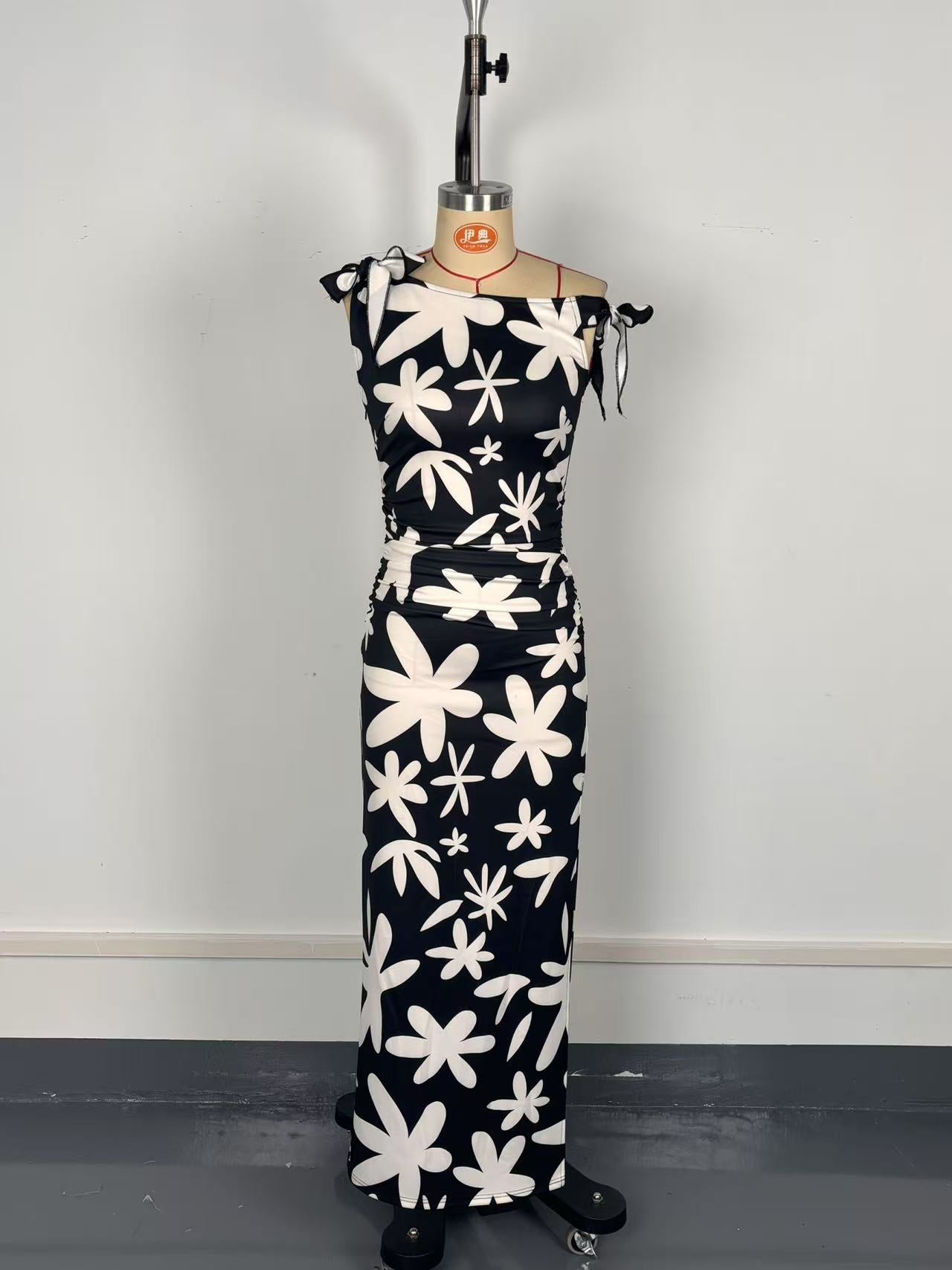 Women Floral One Shoulder Ruffle Dress 9