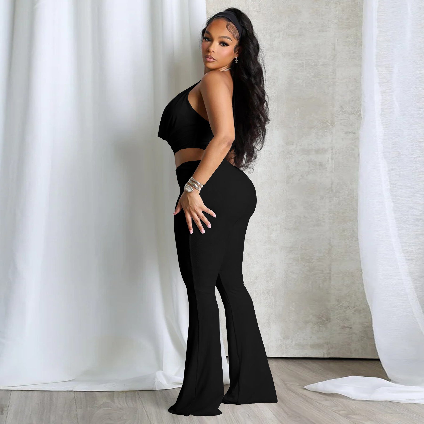 Women’s Circle-Embellished Halter Neck Open-Waist Jumpsuit 13