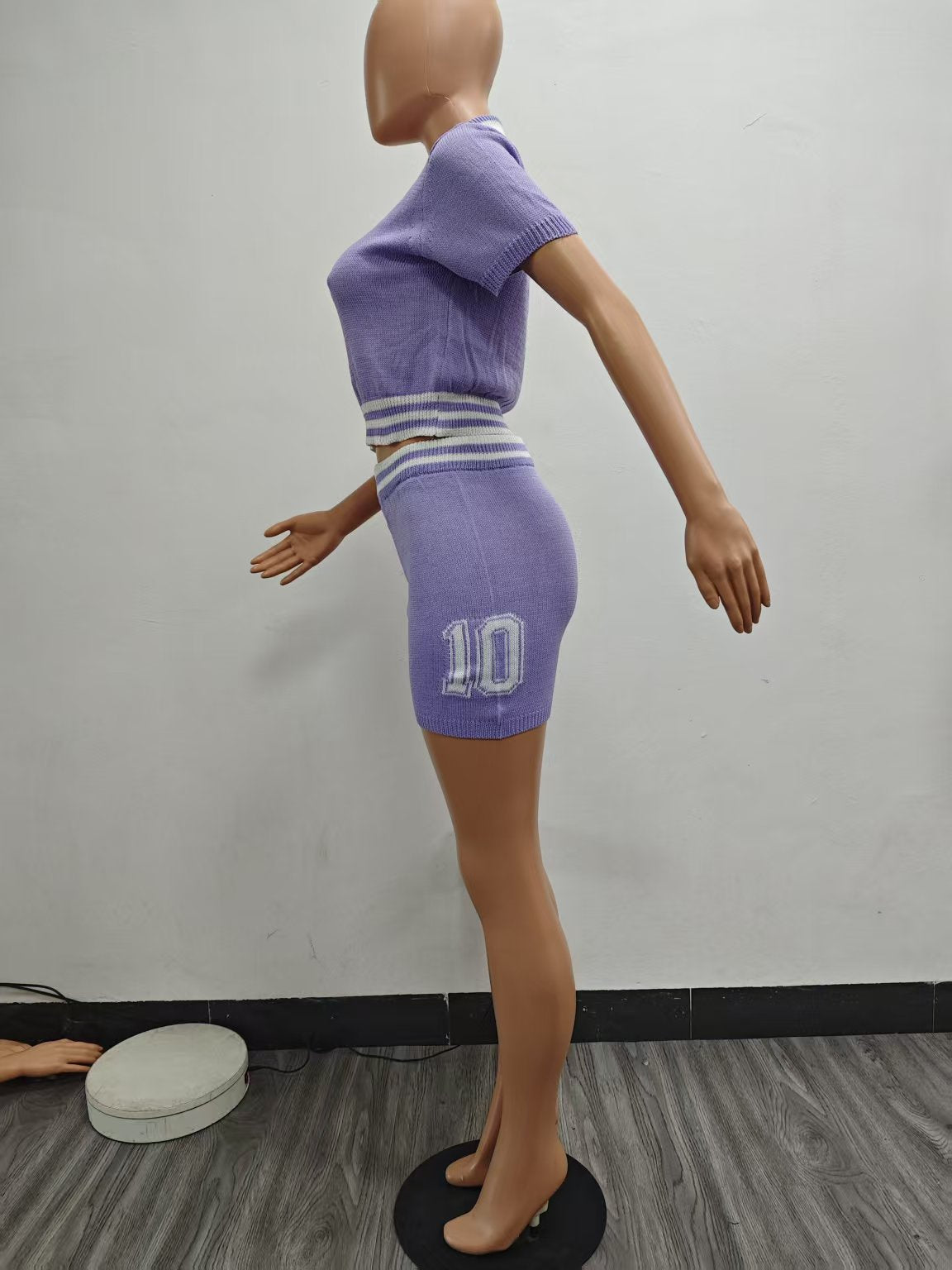 Fashionable Summer Turndown Collar Contrast Knit Top Shorts Set 12