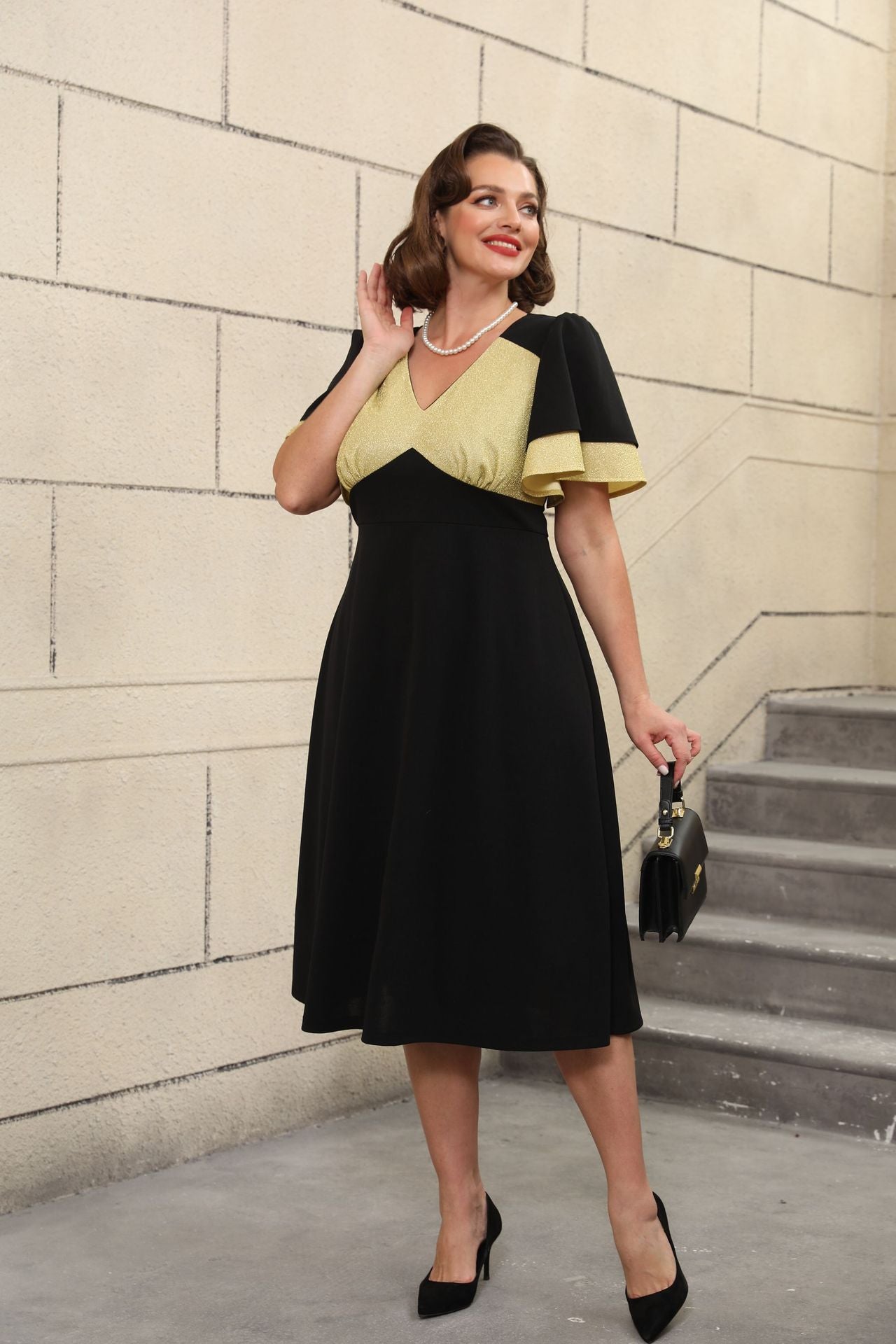 Plus Size Contrast Color Patchwork Ruffle-Sleeve A-Line Black Dress 6