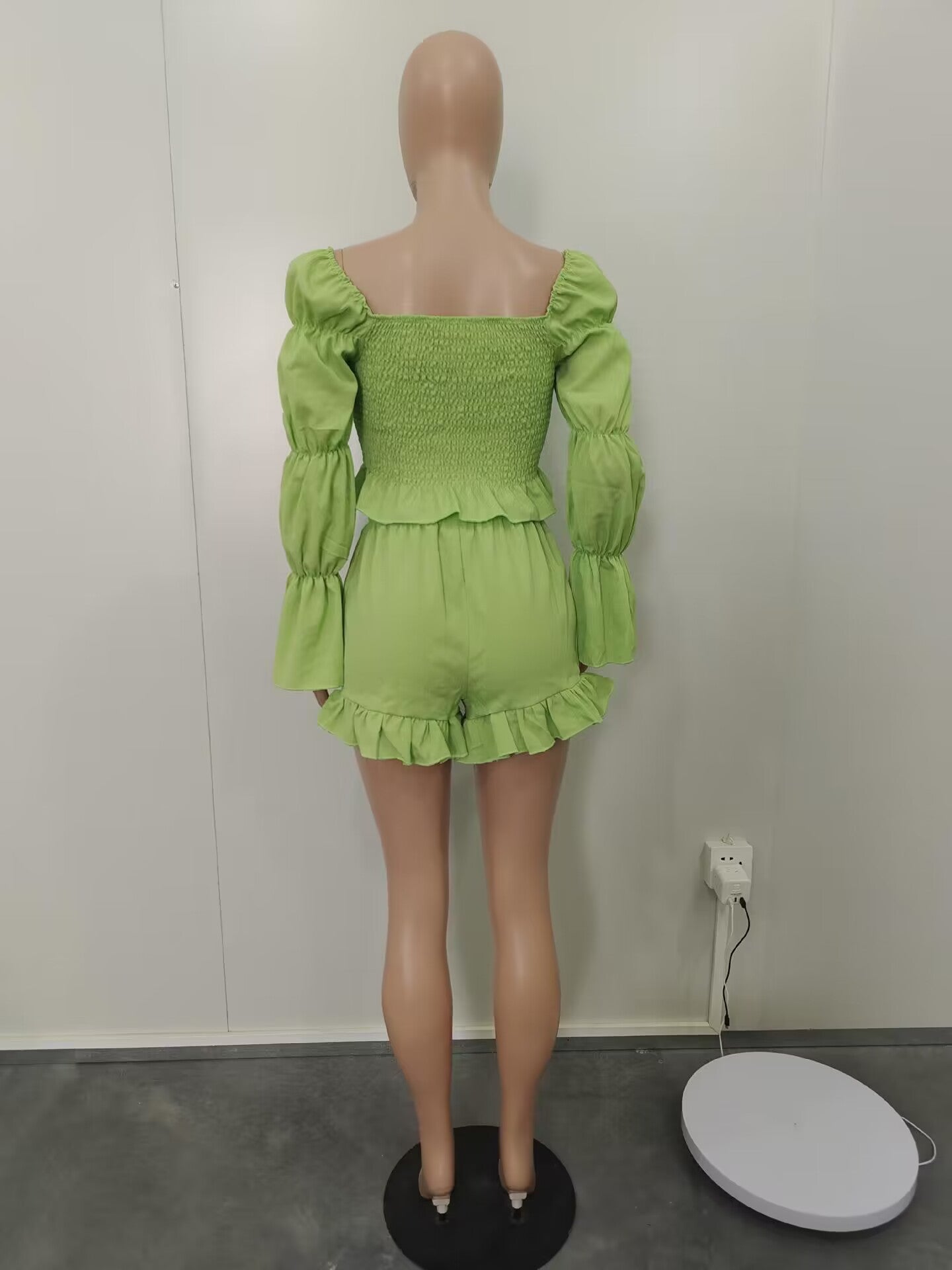 Sexy women's blouse with piled sleeves and pleated suit 19