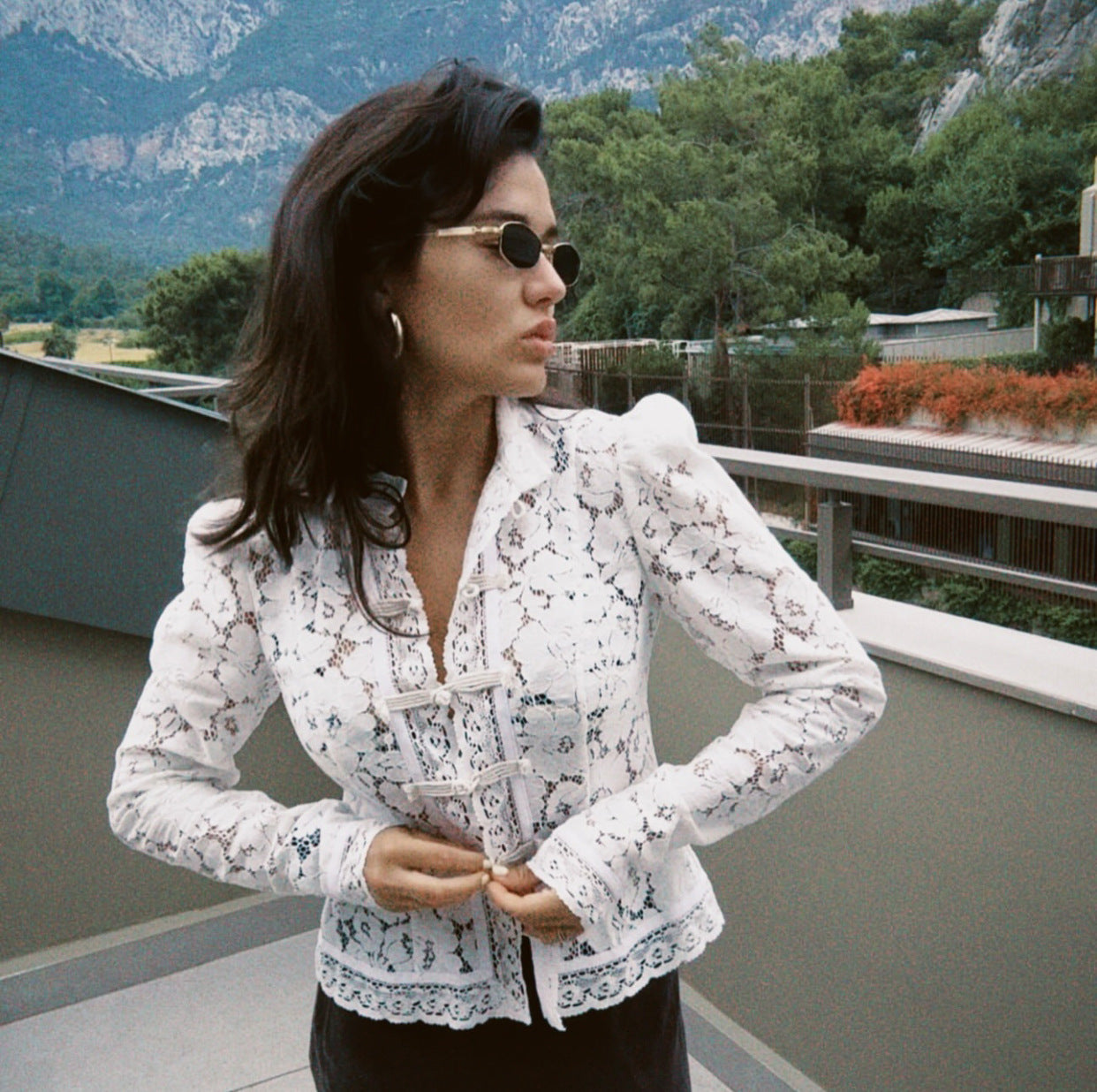 Summer Chic Career Lace Stand Collar Fitted Blouse