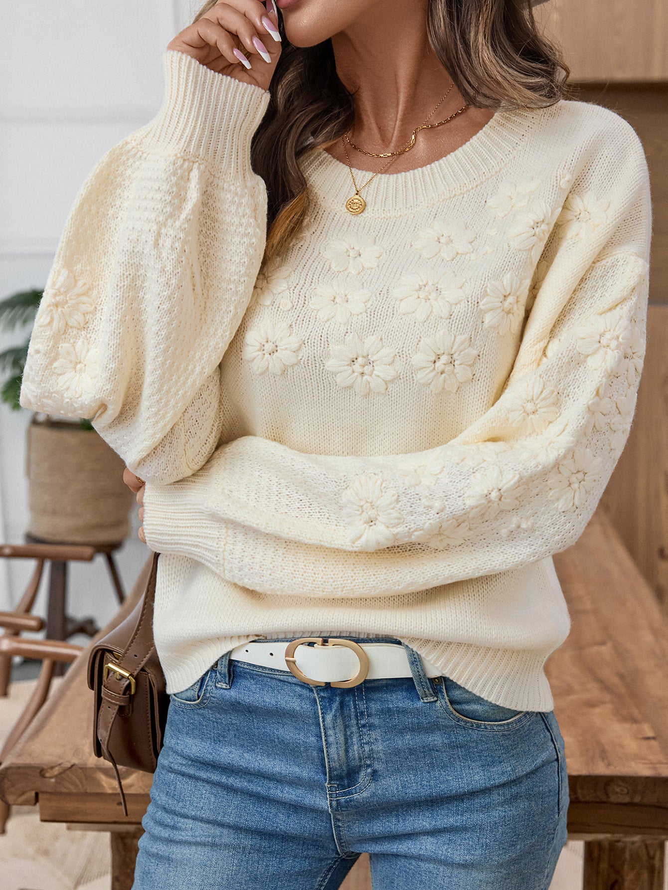 Autumn Winter Embroidery Daisy Pullover Round Neck Loose Knitting Sweater 4