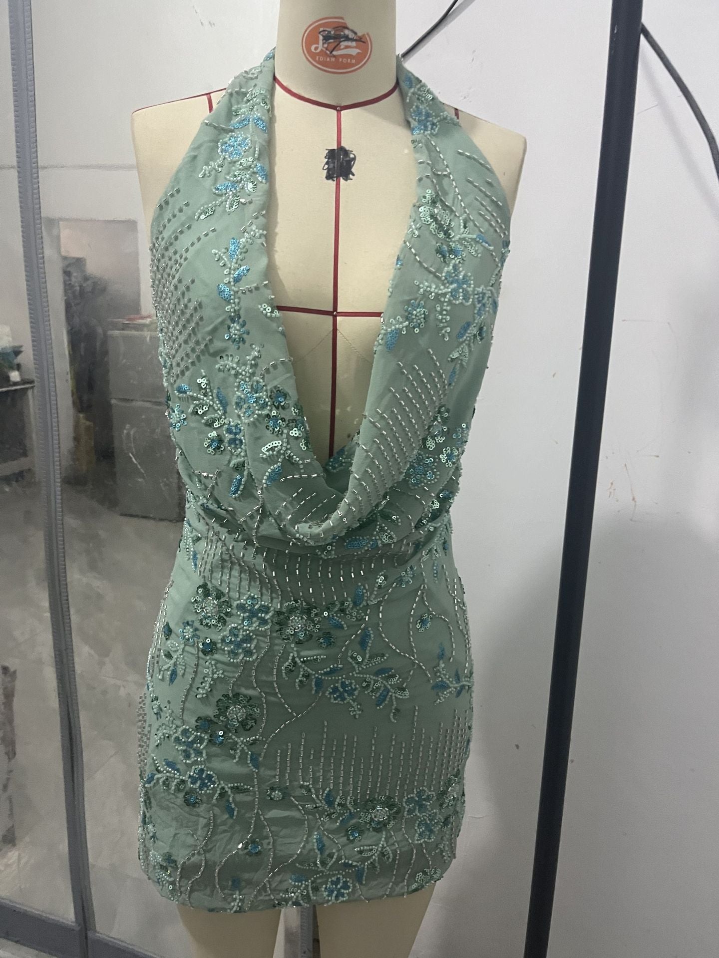 Halter Neck Low Back Sexy Sequin V-neck Strap Sexy Bodycon Dress 7