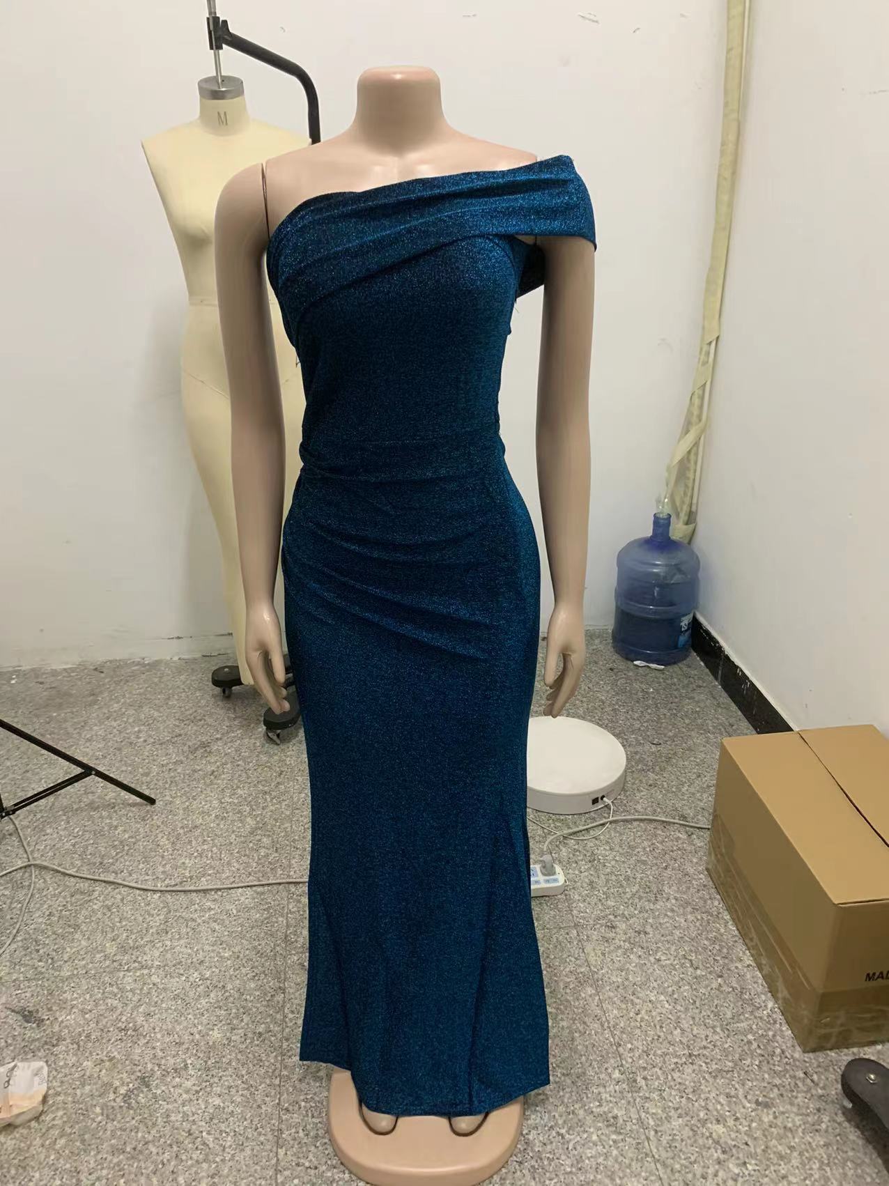 Sexy fashion nightclub wrap chest slit women's dress 9