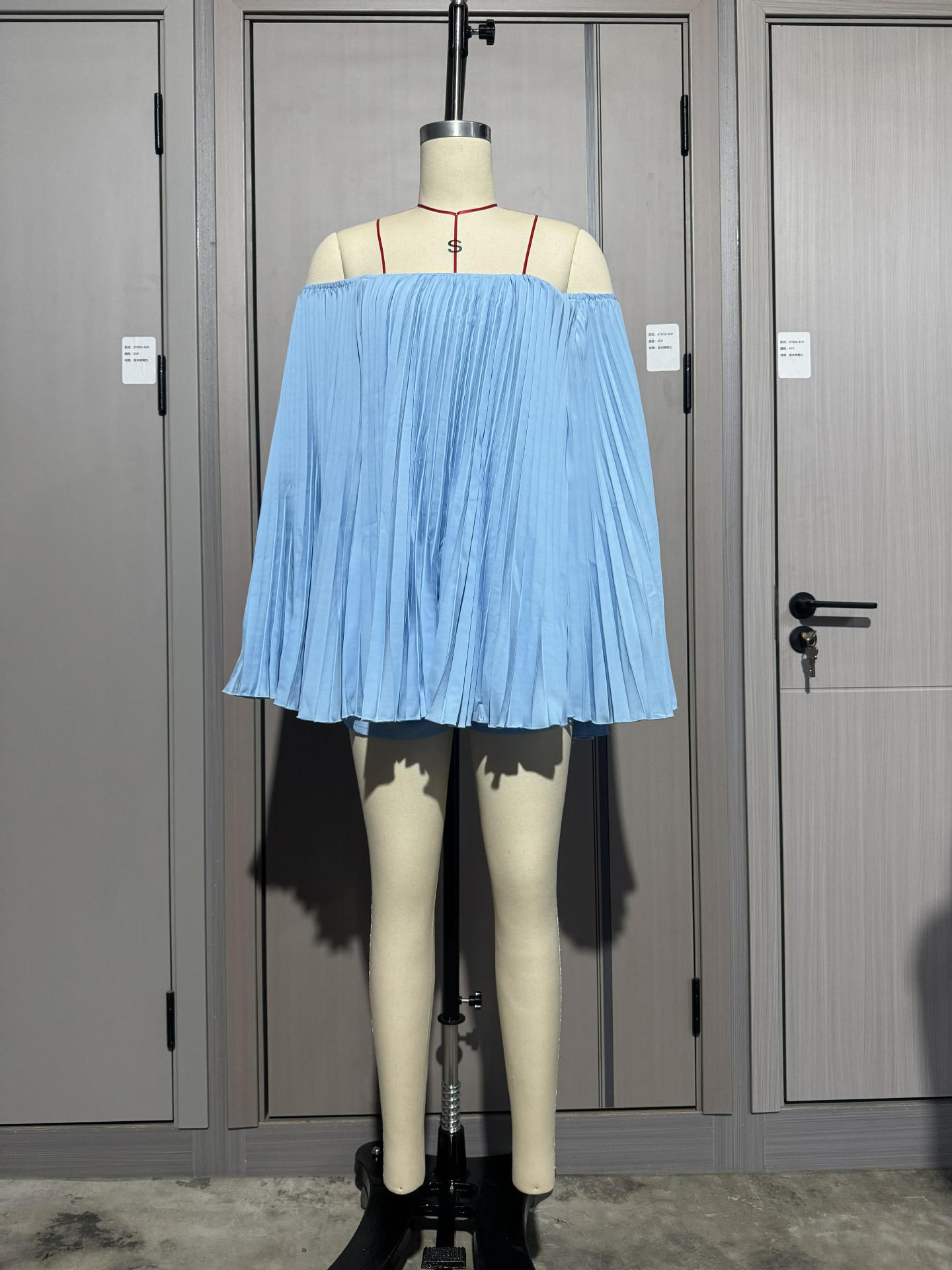 Women Summer Pleated Off-Shoulder Top and Shorts 2-Piece Set 18