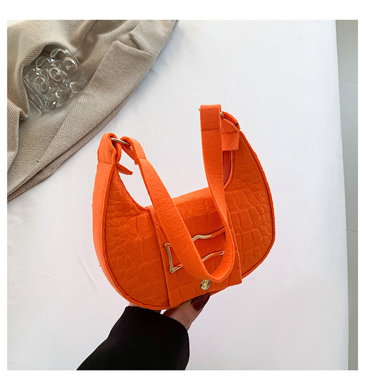 Women Trendy Saddle Bag Felt Bag 3