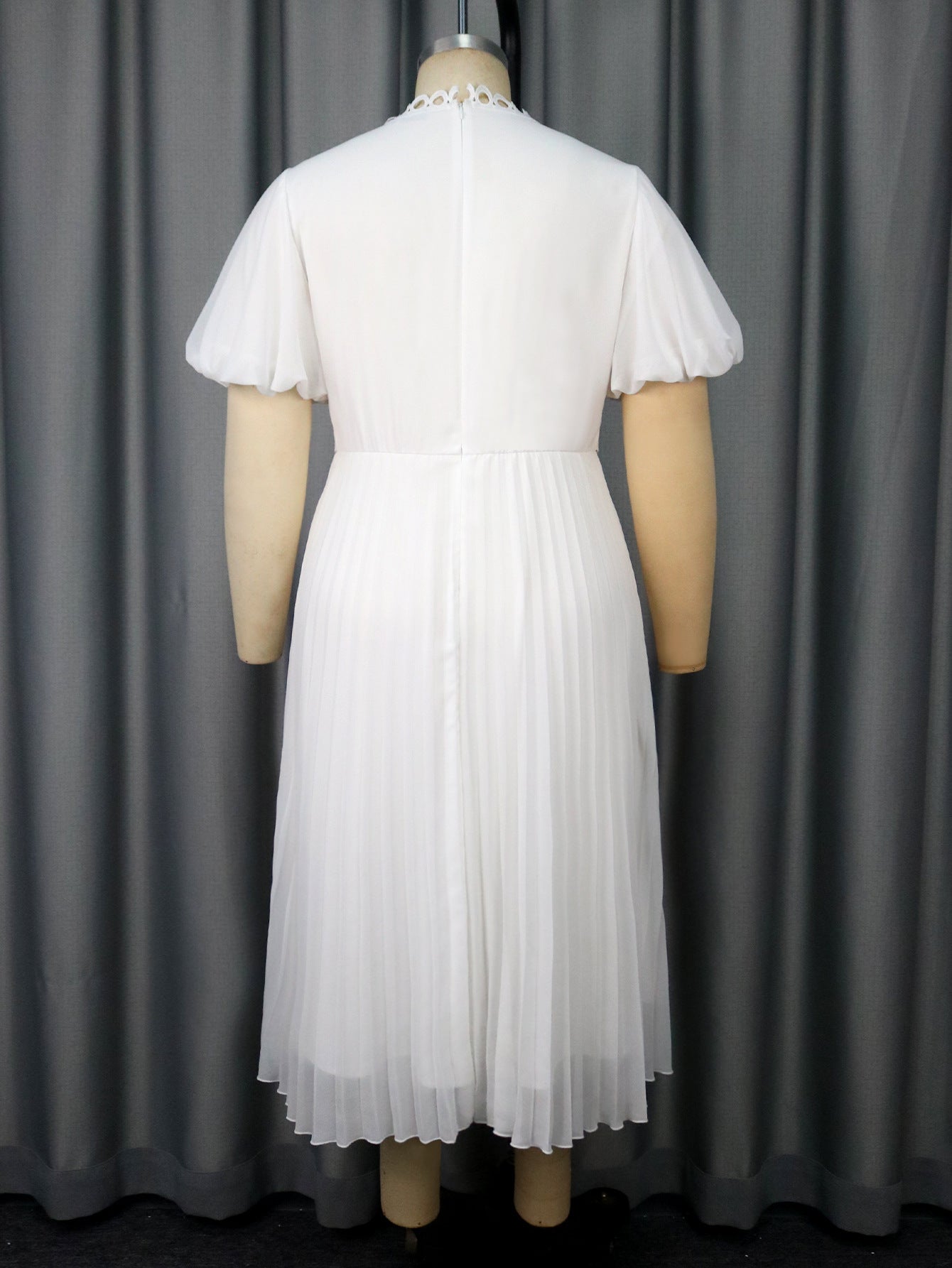 Plus Size Women's Elegant White Lace Cut-Out Dress Puff Sleeve Rhinestone Button Pleated Midi Party Dress 5
