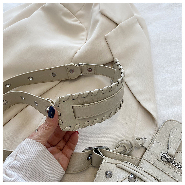 Diagonal pleated single shoulder women's retro rivet bag 70