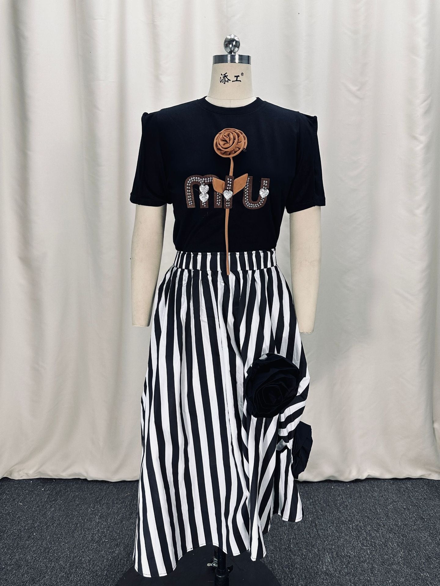 Women African Flower Rose Skirt 3