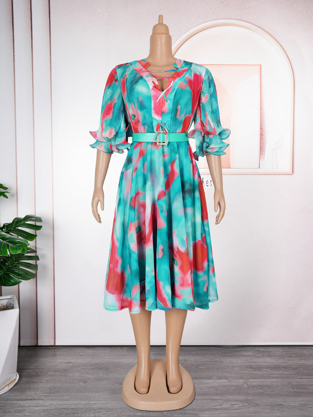 Plus Size African Women V-neck Print Dress 4