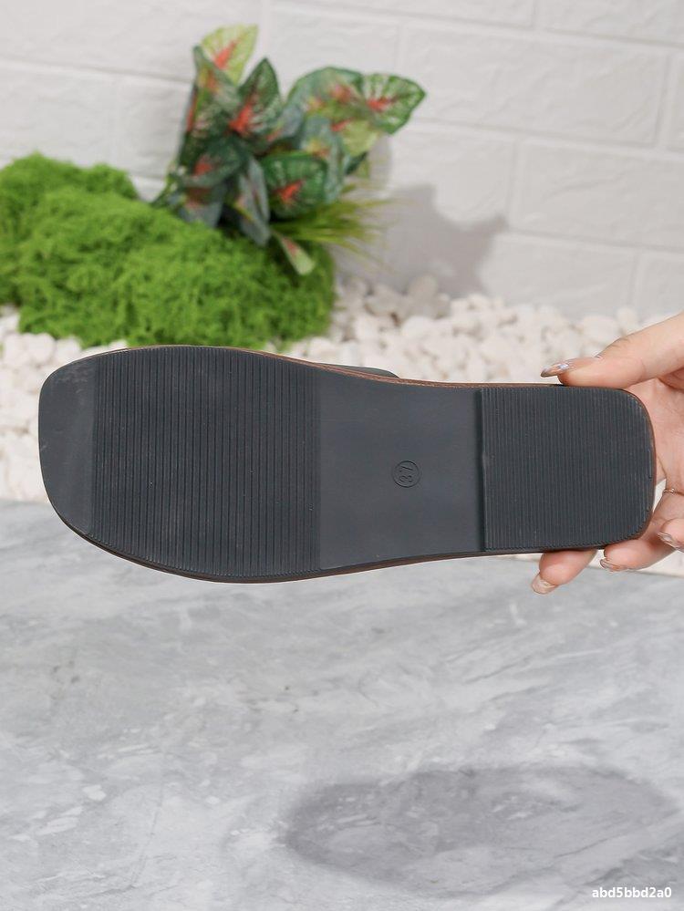 Summer Plus Size women's fashionable leather flip flops outdoor wear flat slippers 23