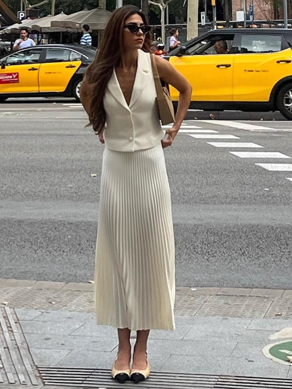 Summer Chic Elegant Vest Pleated Loose Skirt Set 3
