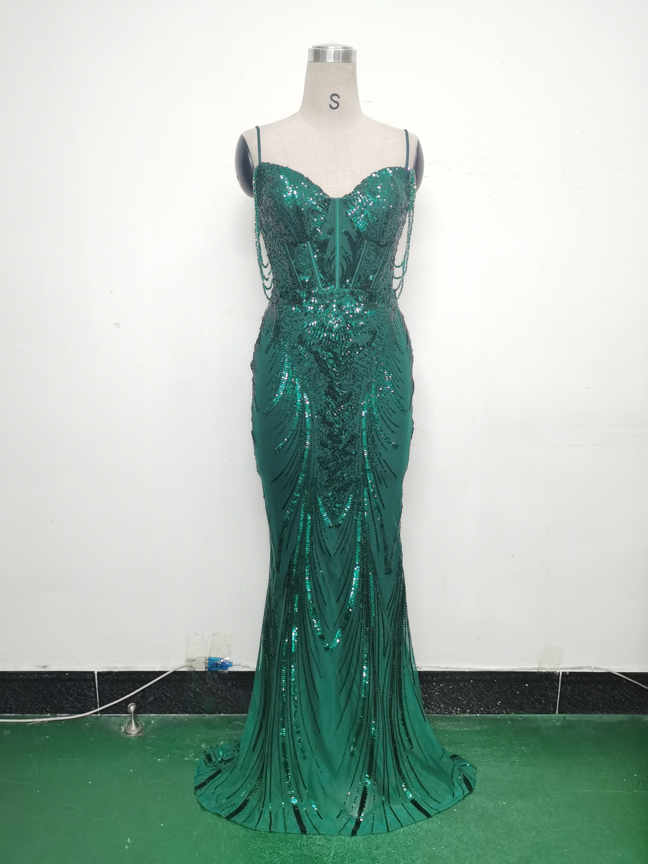 Fishbone Slim Waist Sexy Rhinestone Chain Strap Evening Dress 27