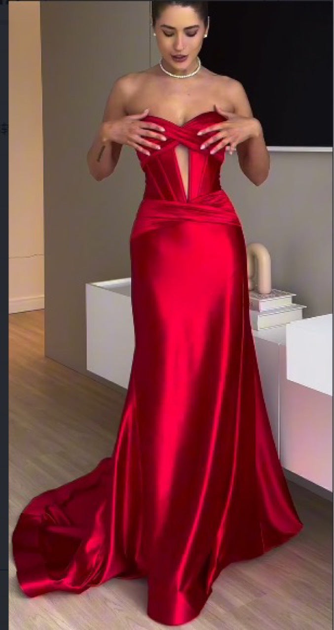 Women's Sexy Hollow Strapless Slit Evening Dress 3