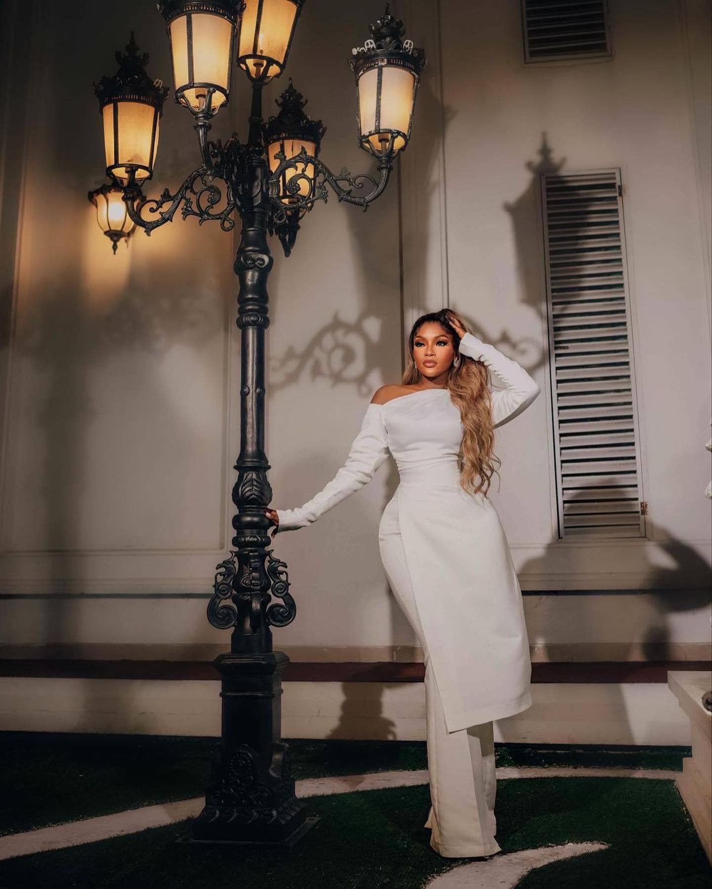 Women Solid Long Sleeve Slit Top and Pant Two Piece Set 4