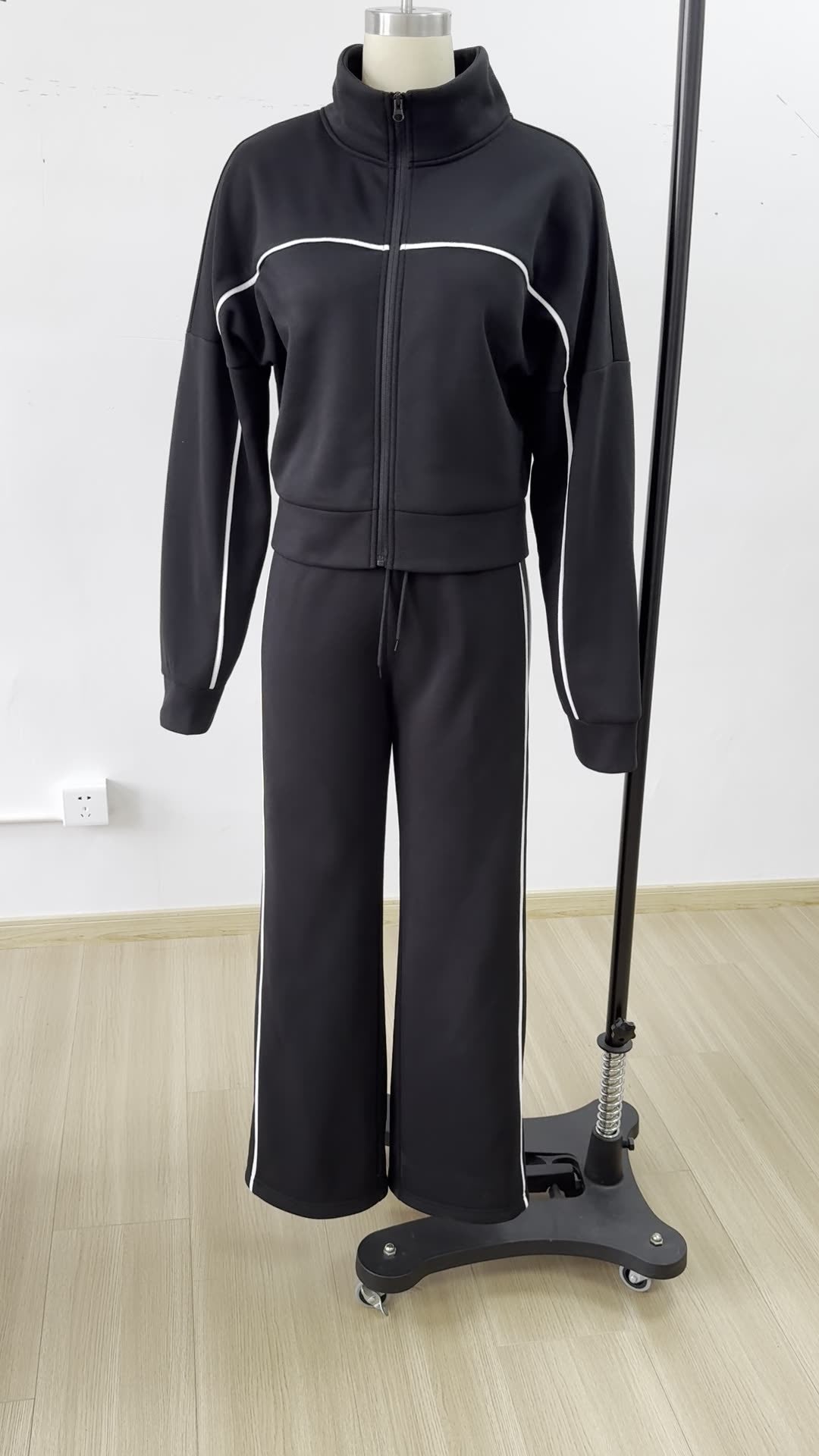 Casual Tracksuit Long Sleeve Turtleneck Zipper Long Sleeve Sports Top Striped Trousers 10