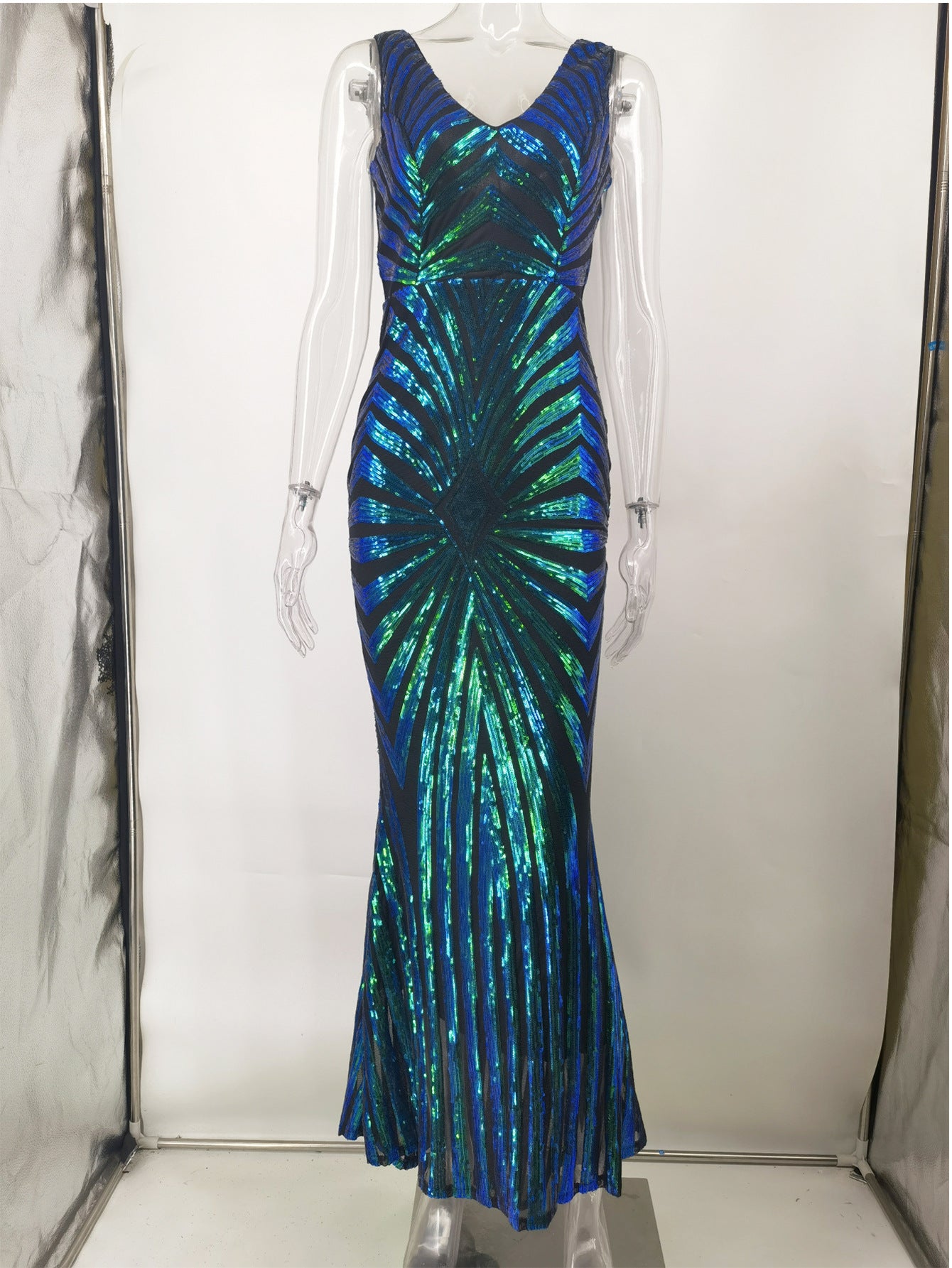 Sexy V-Neck Sleeveless Sequin Mermaid Evening Dress Formal Party Dress 21