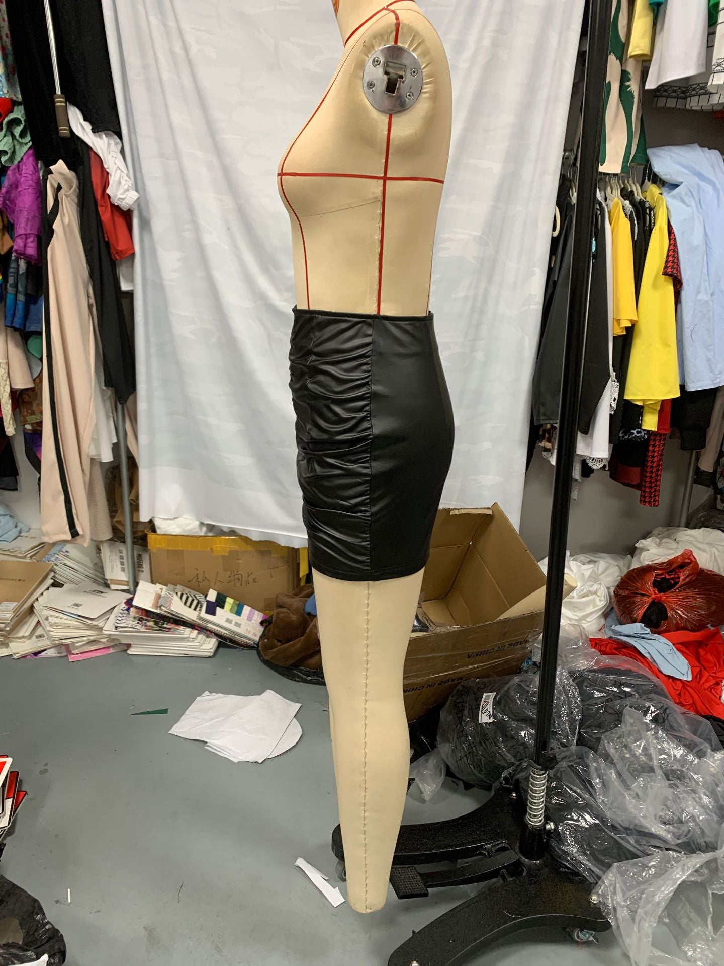 Autumn and winter fashion pleated sexy high waist Slim Fit short leather skirt 11