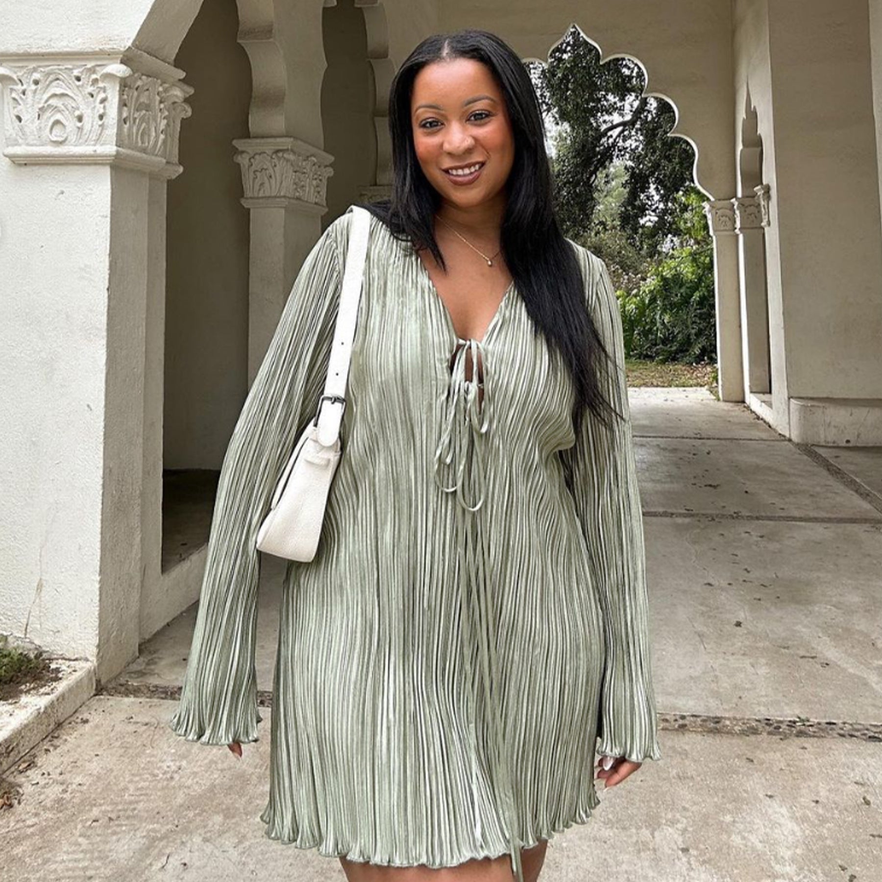 Plus Size Bell Bottom Long Sleeve Solid Color Casual Dress 3