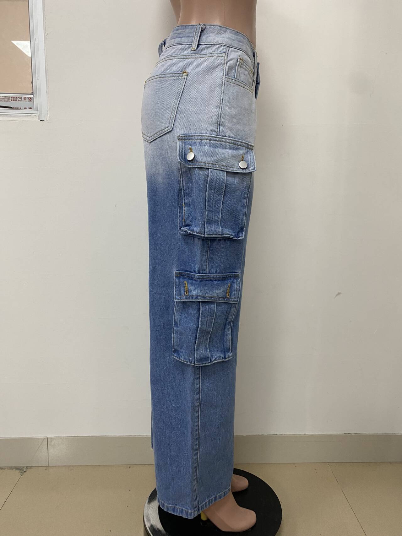 Fashionable Women's Multi-pocket Button Gradient Cargo Straight Trend Denim Trousers 6