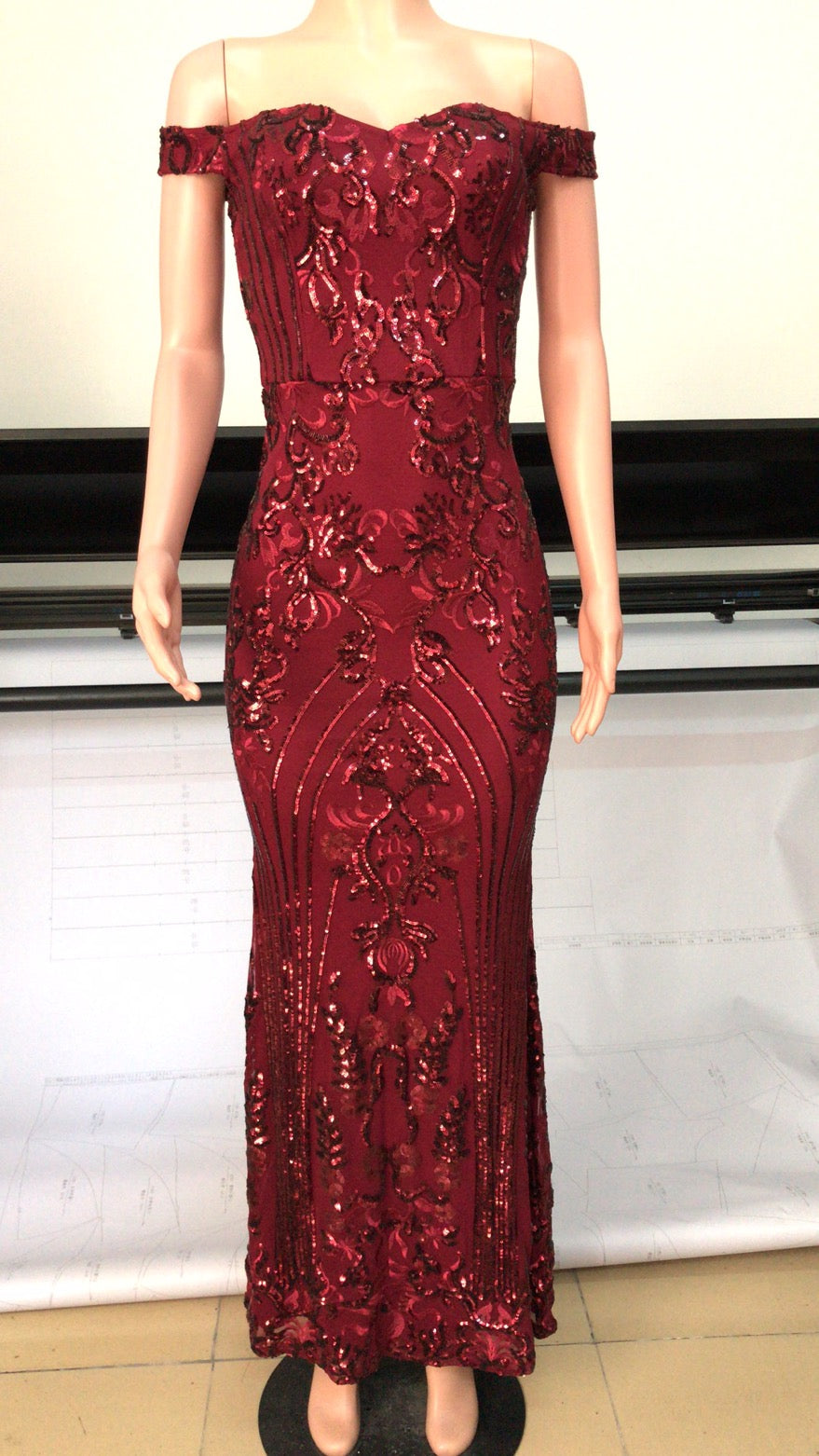 Women Halter Neck Off Shoulder Sequin Mesh Slit Sexy Dress