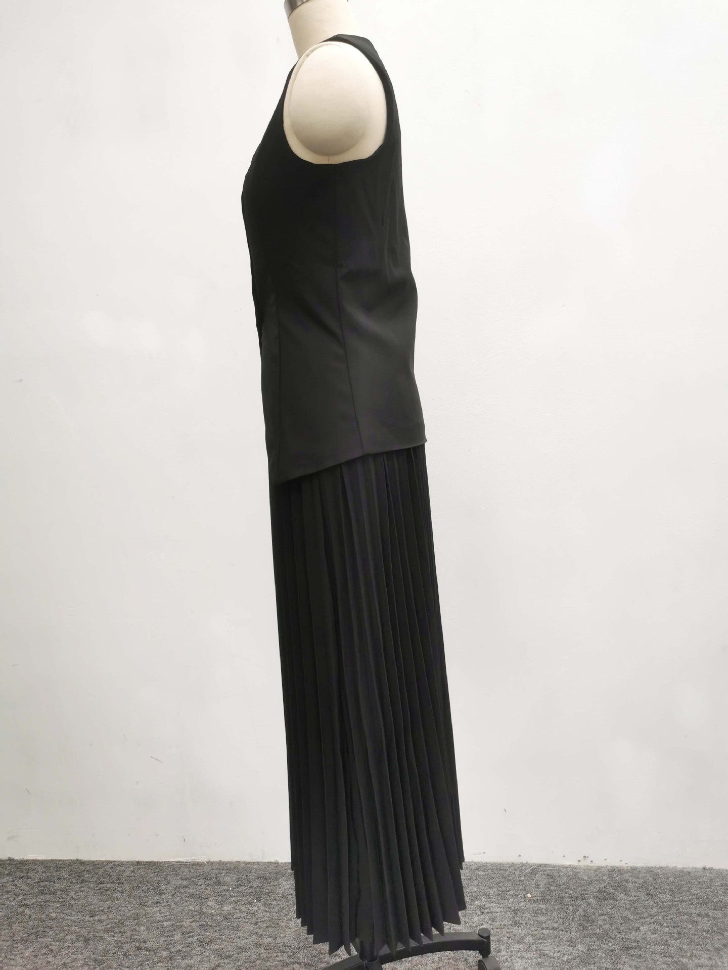 Summer Solid Color Chic Women's Vest Pleated Skirt Elegant Two-Piece Suit 19