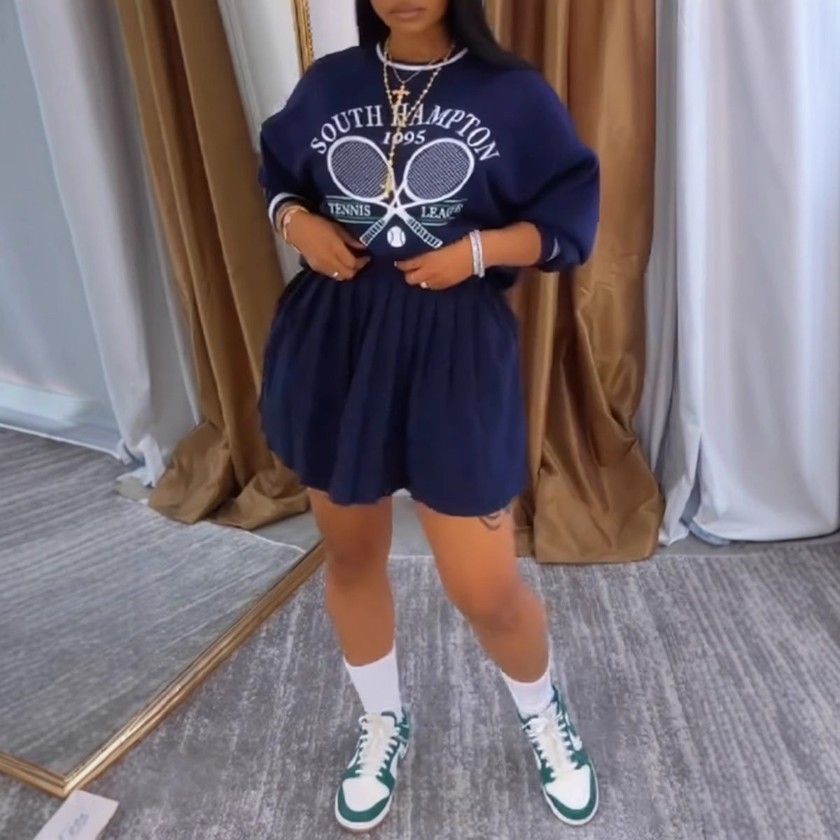 Women printed long sleeve top pleated skirt two-piece set 3