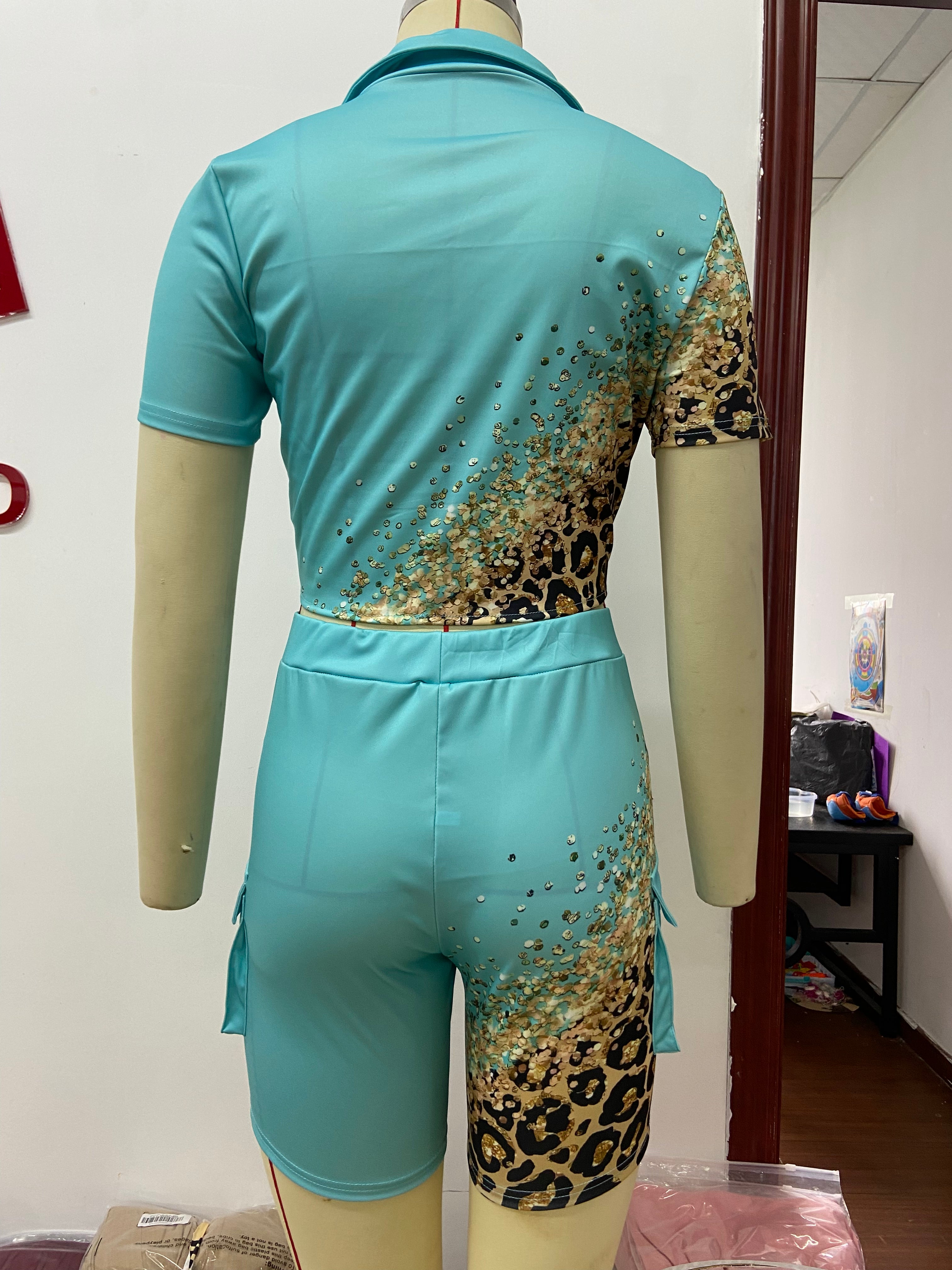 Women Summer Turndwon Collar Pocket Top And Print Shorts Two-Piece Set 19