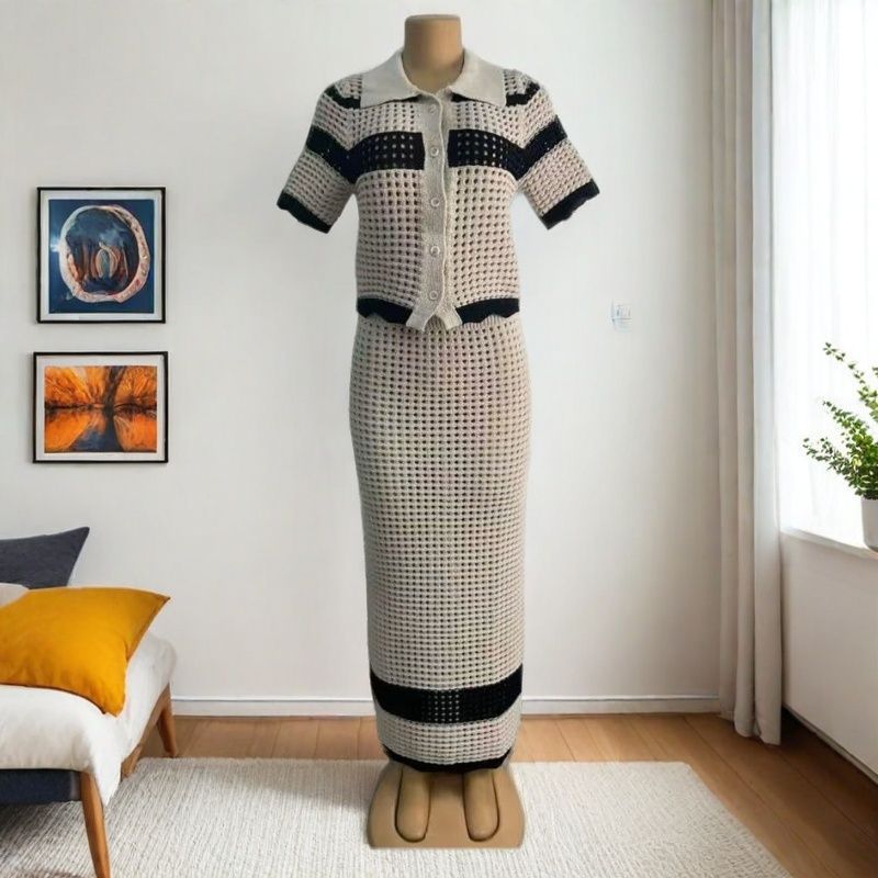 Color-Block Turn-Down Collar Knit Top Skirt Set 5