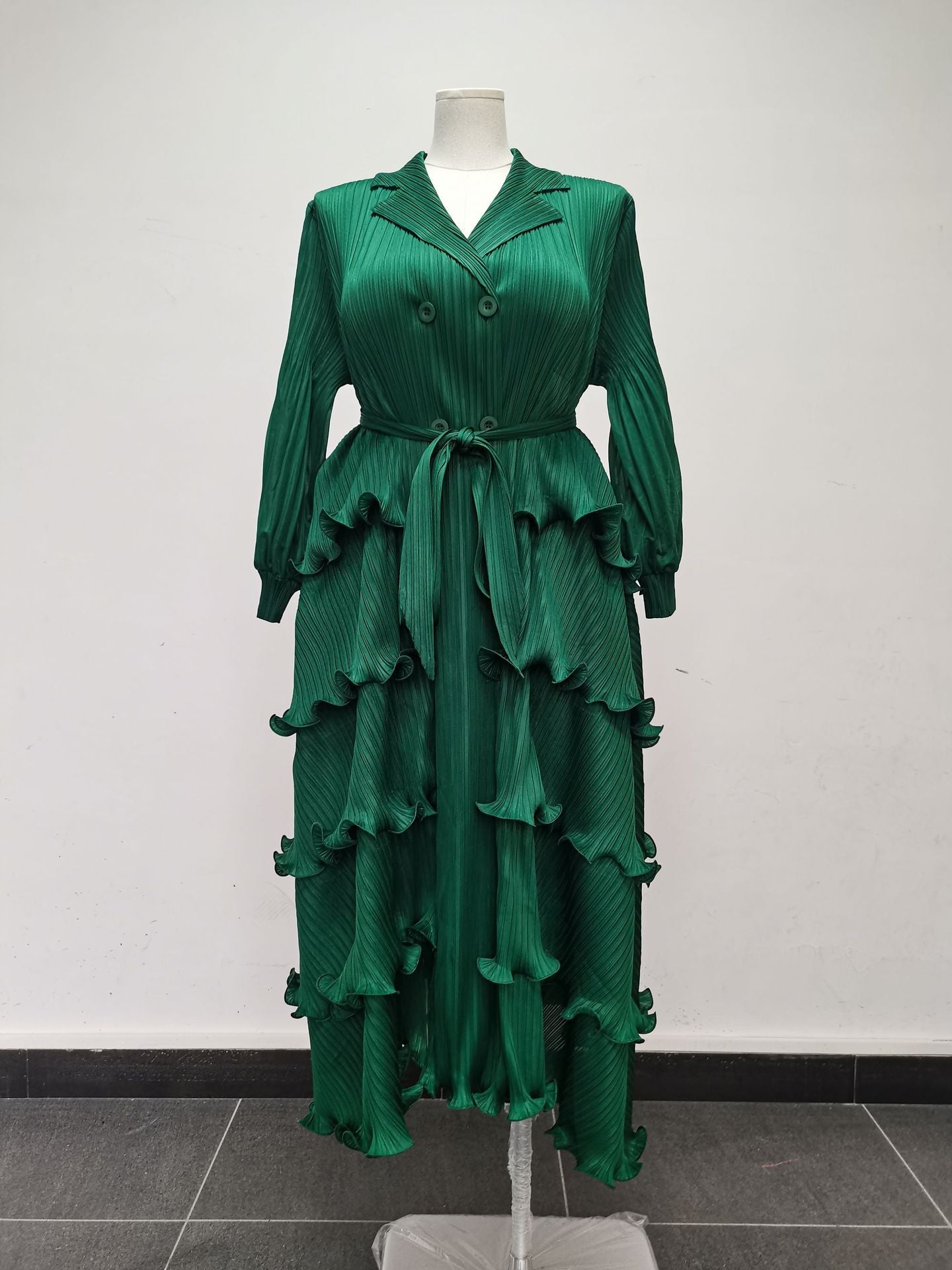 Plus Size Women Pleated Ruffle Edge Lace Lantern Sleeve Dress 7