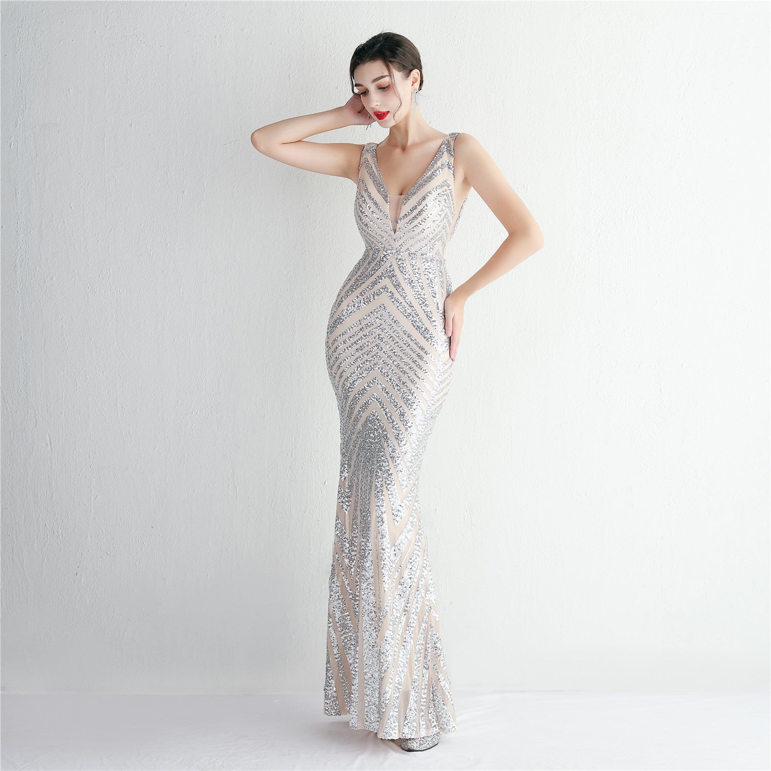 Plus Size Beauty Elegant Sequins Sleeveless V-neck Mermaid Formal Party Evening Dress 8