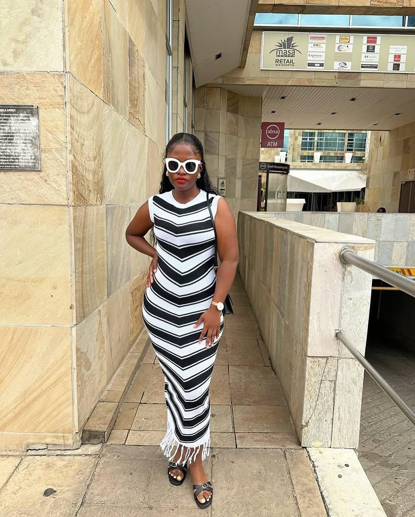 Summer Slim Round Neck Sleeveless Color Matching Striped Knitting Bodycon Tassel Dress