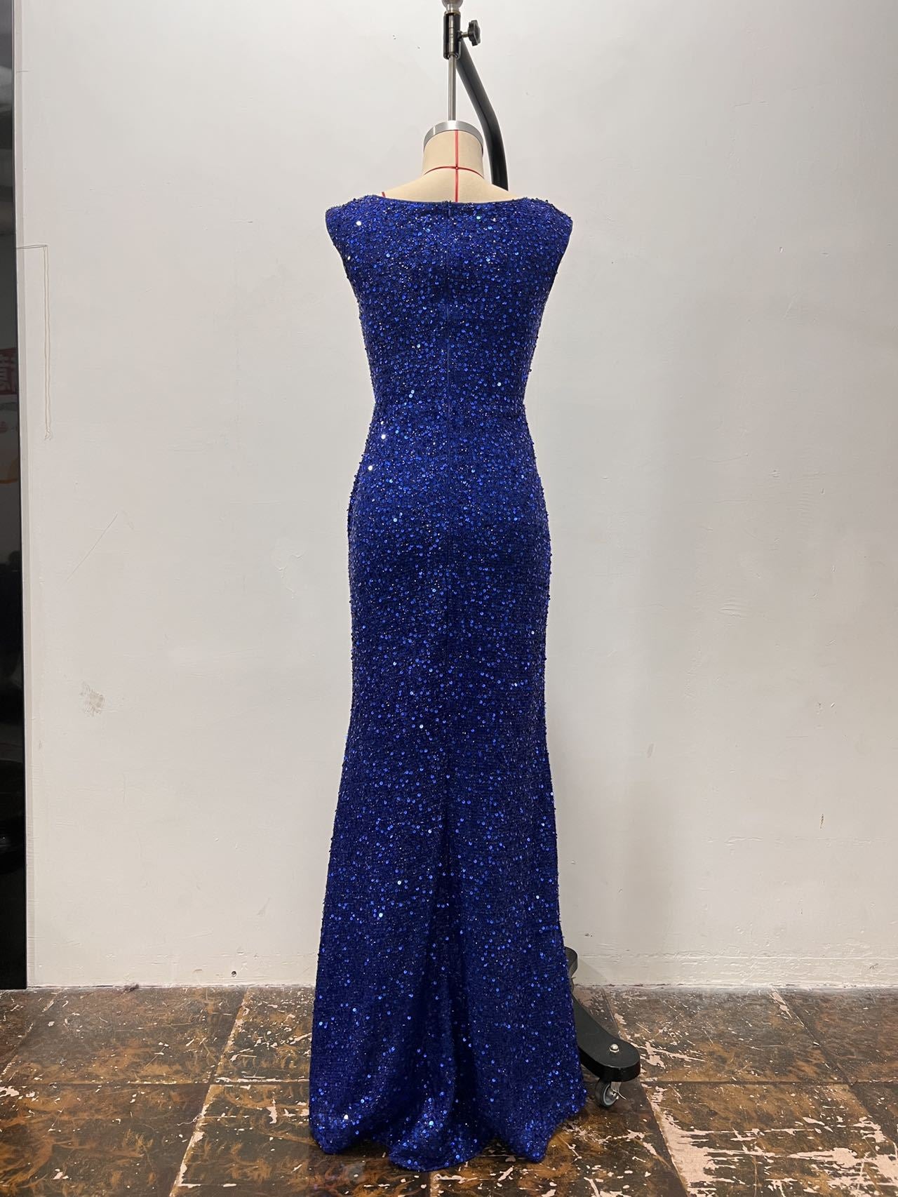 Women Solid U-Neck Sequined Strappy Fishtail Evening Dress 10