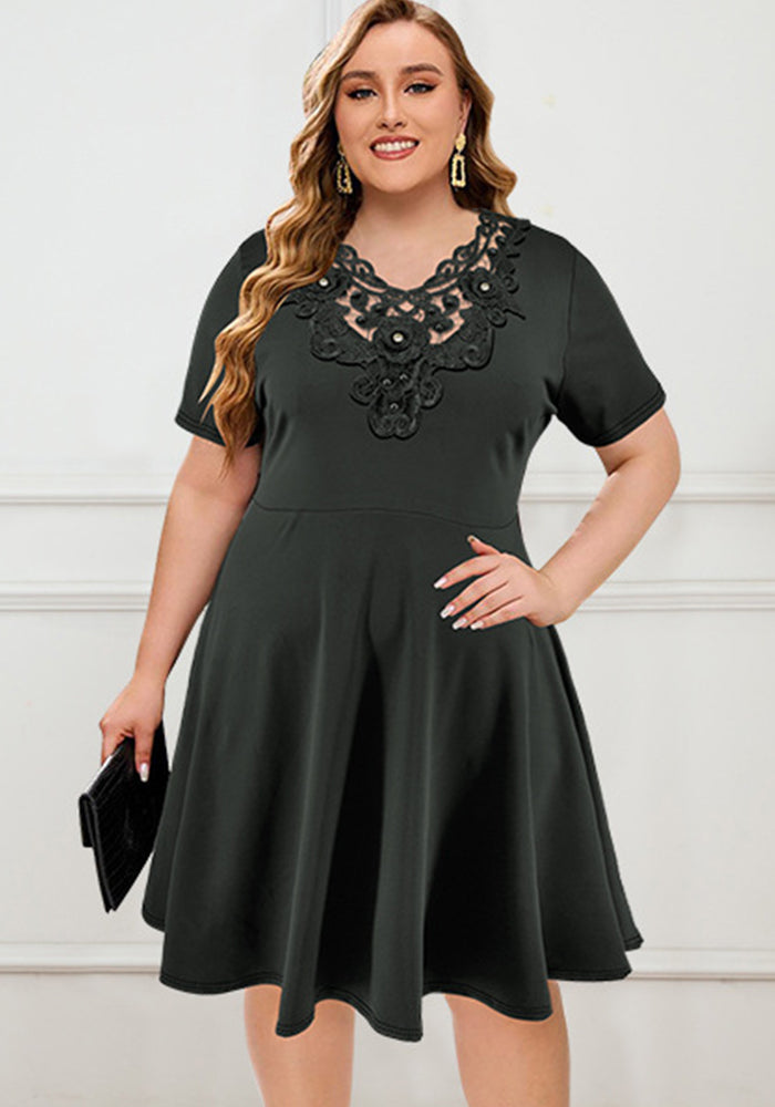 Plus Size Women's Cutout Patchwork Short Sleeve Dress