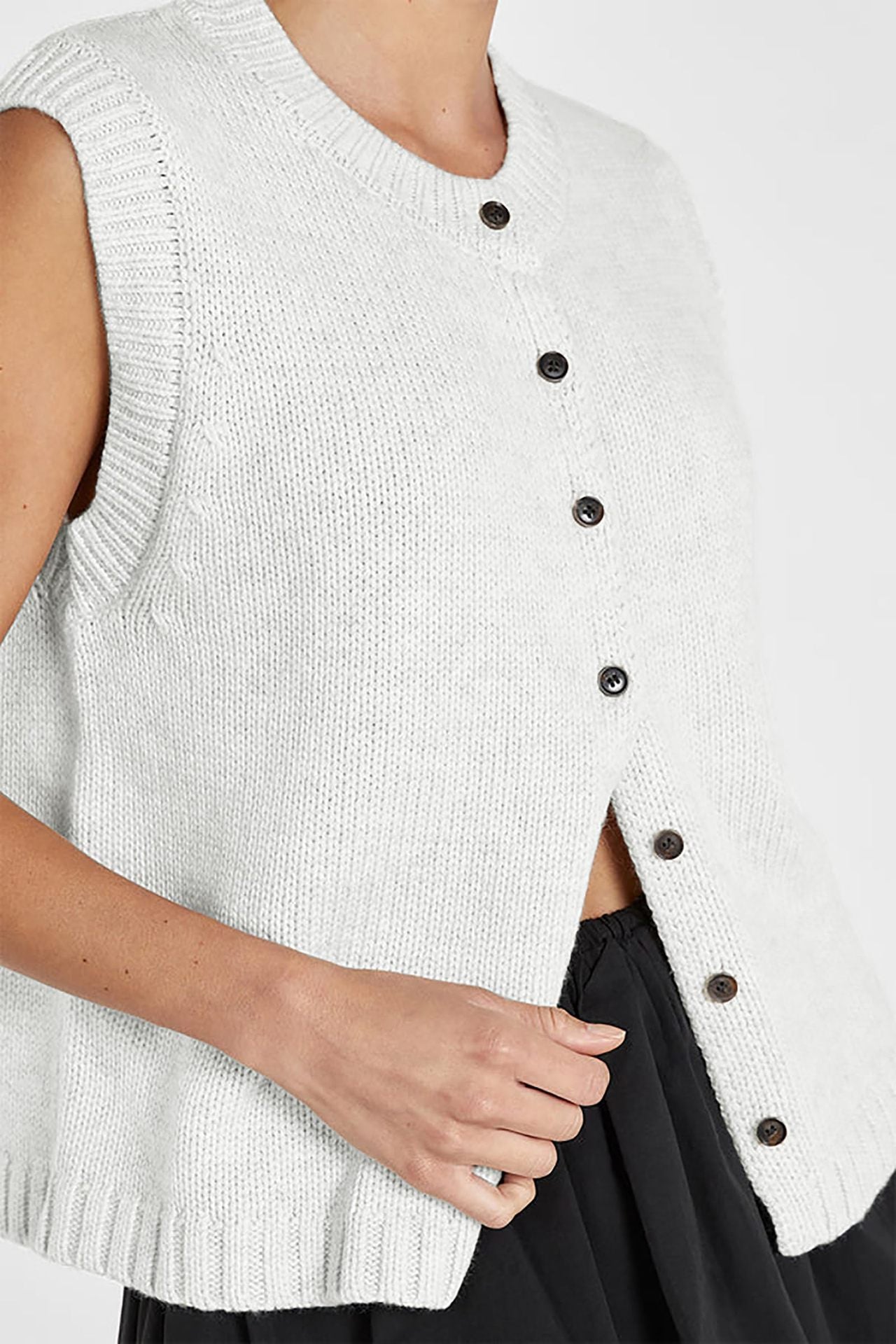 Women casual maillard style knitting vest 5