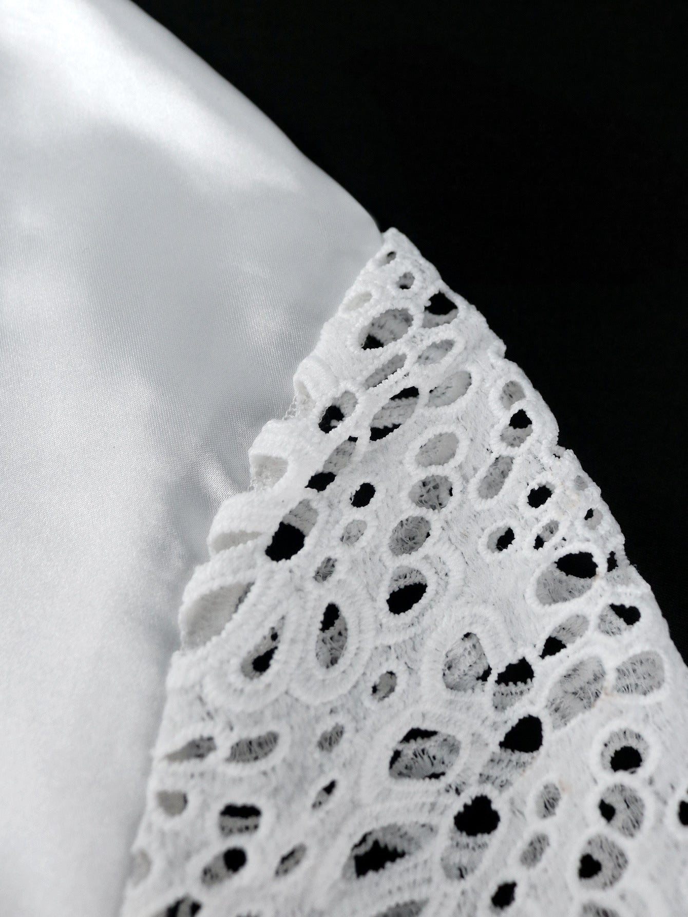 Casual Career Style Bell Bottom Sleeve Dress Plus Size Lace See-Through Patchwork Skirt Dress 21