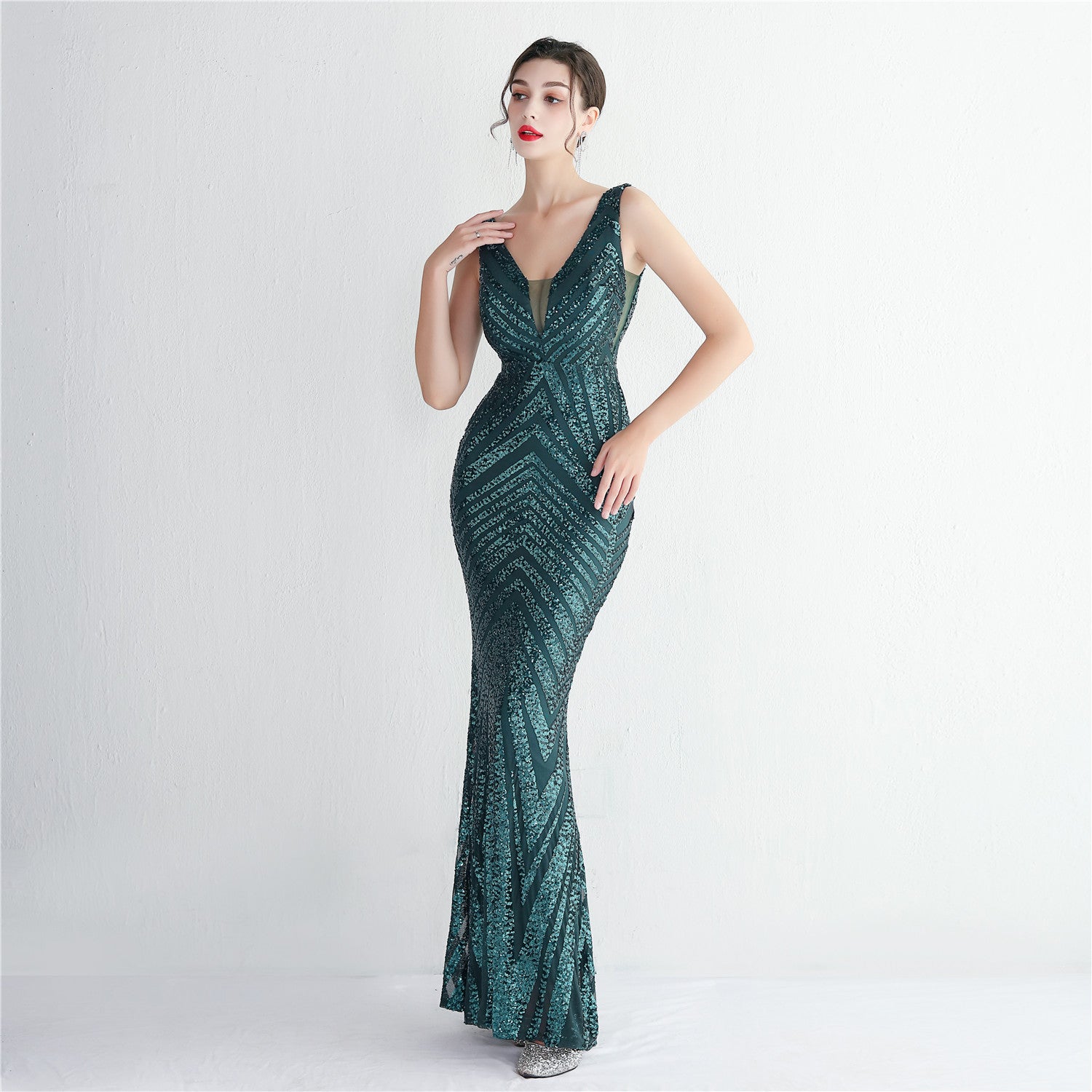 Plus Size Beauty Elegant Sequins Sleeveless V-neck Mermaid Formal Party Evening Dress 10