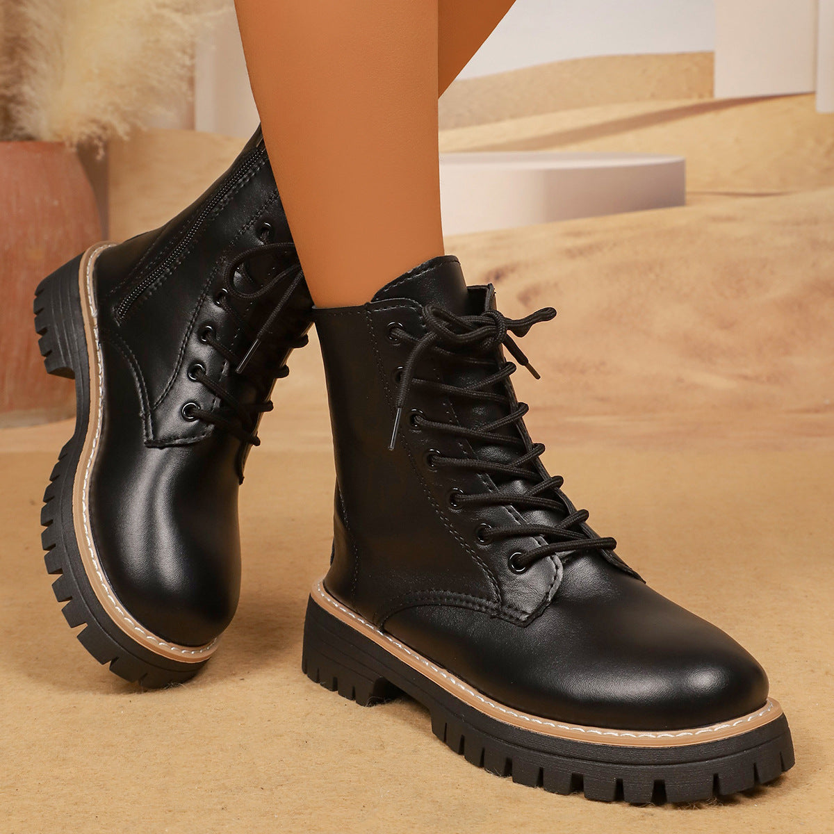 Women's Platform Martin Boots Autumn Winter Front Lace-Up Black Plus Size Height-Increasing Leather Boots