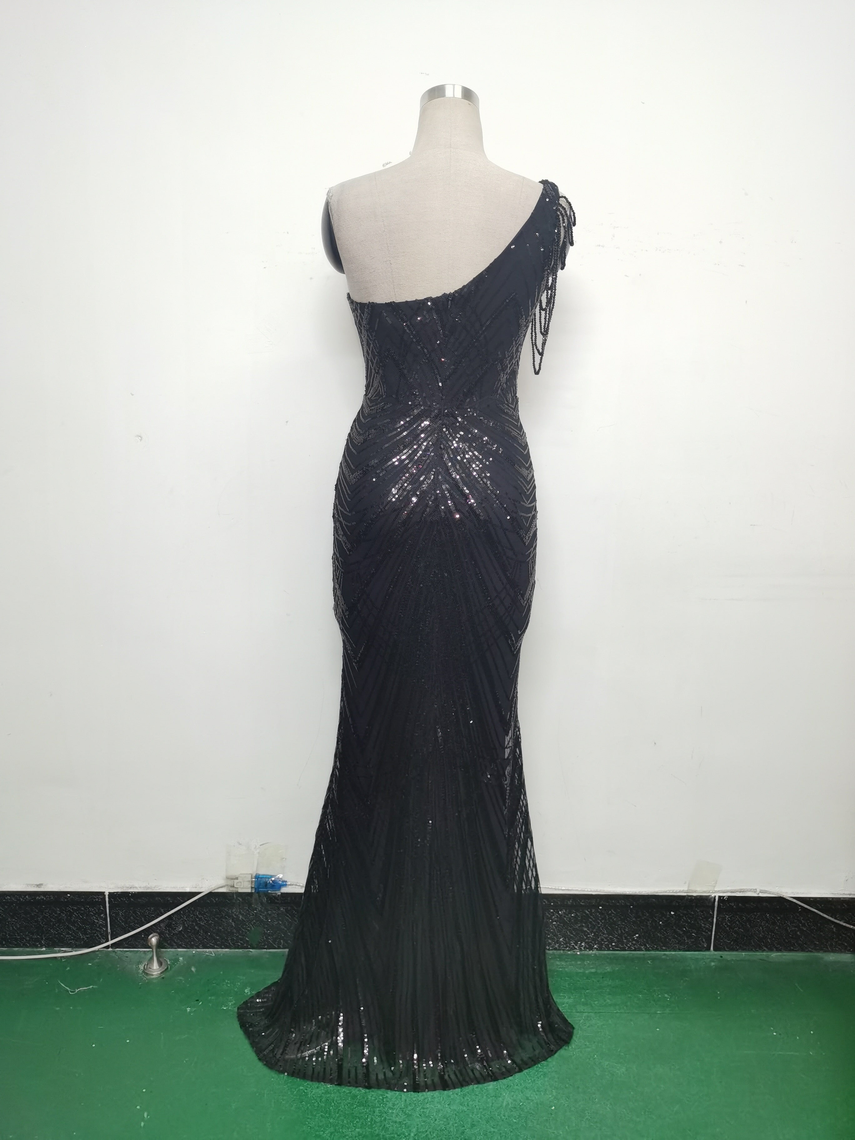 Women Flower Sequin Beaded One-shoulder Slash Shoulder Split Evening Dress 31